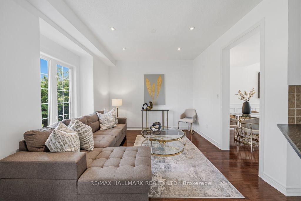 Photo 19 of Unit 24, 15 Old Colony Road, Richmond Hill, Oak Ridges Lake Wilcox — HOMEH