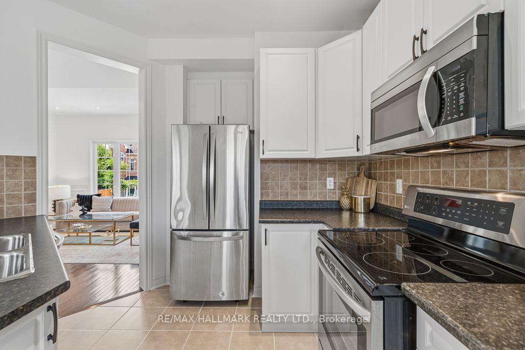 Photo 25 of Unit 24, 15 Old Colony Road, Richmond Hill, Oak Ridges Lake Wilcox — HOMEH