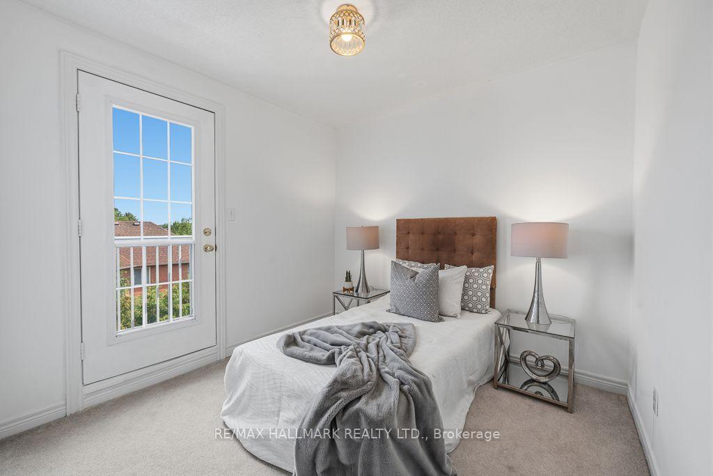 Photo 32 of Unit 24, 15 Old Colony Road, Richmond Hill, Oak Ridges Lake Wilcox — HOMEH