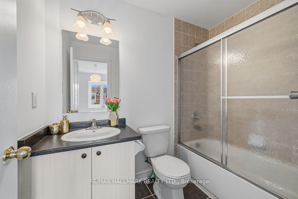 Photo 39 of Unit 24, 15 Old Colony Road, Richmond Hill, Oak Ridges Lake Wilcox — HOMEH