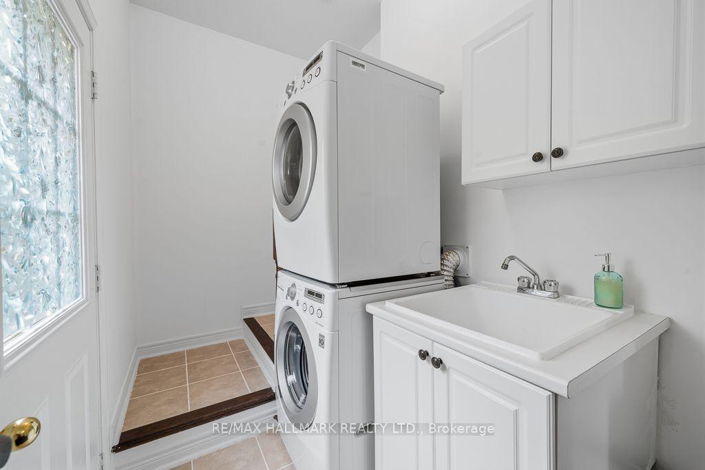 Photo 44 of Unit 24, 15 Old Colony Road, Richmond Hill, Oak Ridges Lake Wilcox — HOMEH