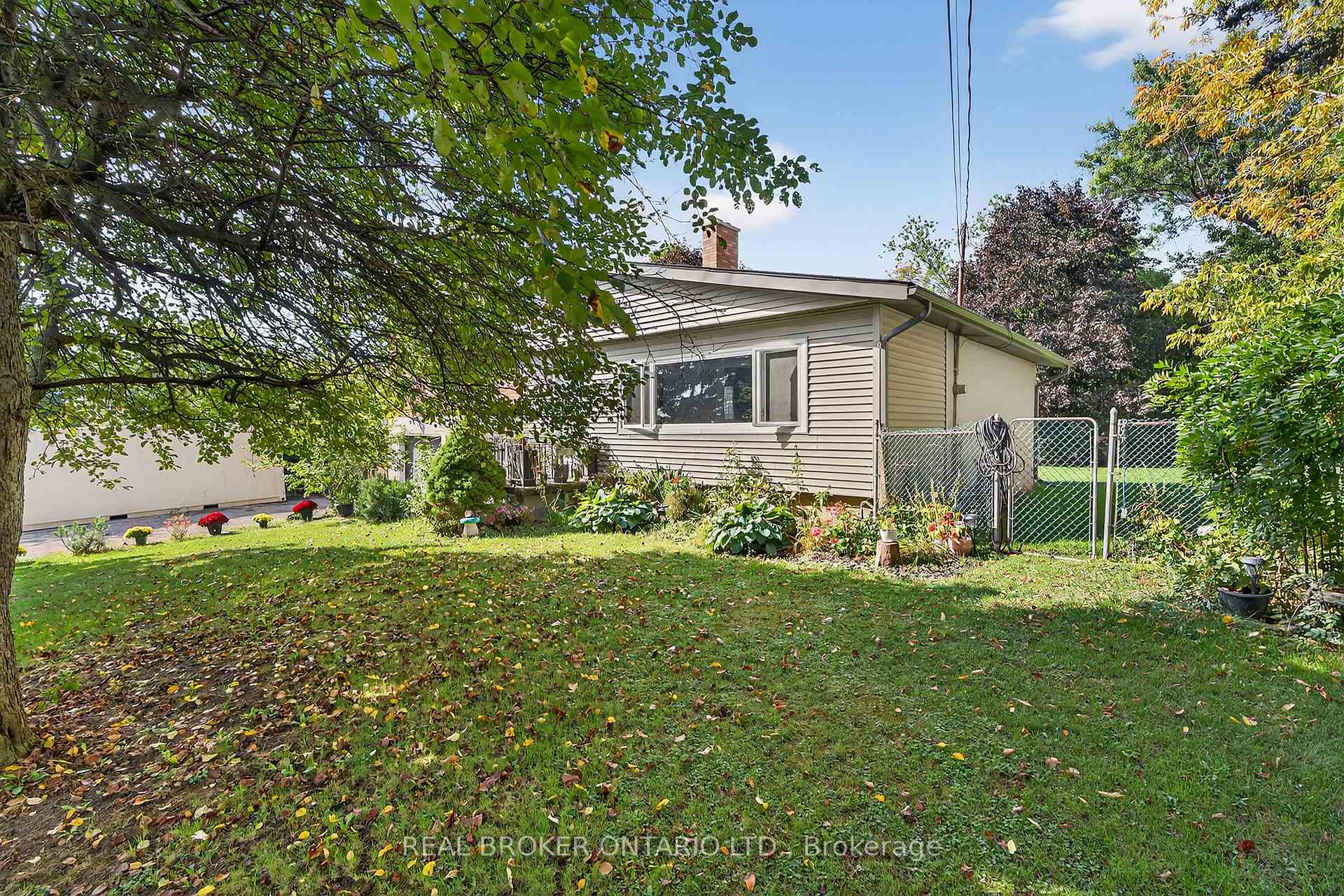 Photo 20 of 312 Old Guelph Road, Hamilton, Pleasant View — HOMEH