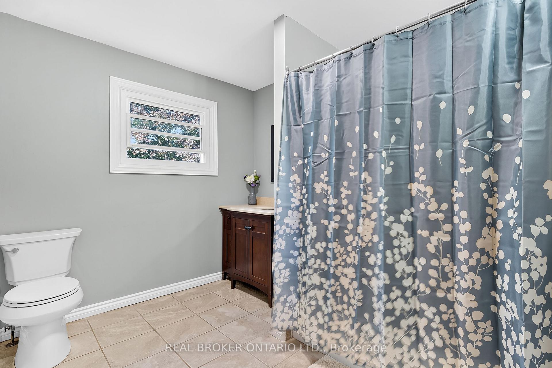 Photo 6 of 312 Old Guelph Road, Hamilton, Pleasant View — HOMEH