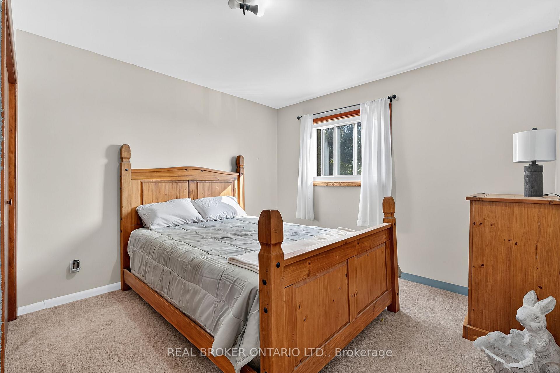 Photo 7 of 312 Old Guelph Road, Hamilton, Pleasant View — HOMEH