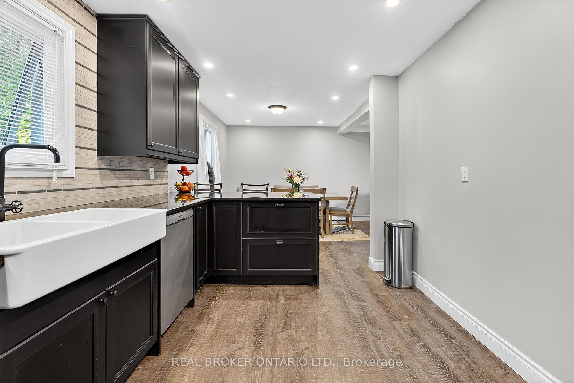 Photo 10 of 312 Old Guelph Road, Hamilton, Pleasant View — HOMEH