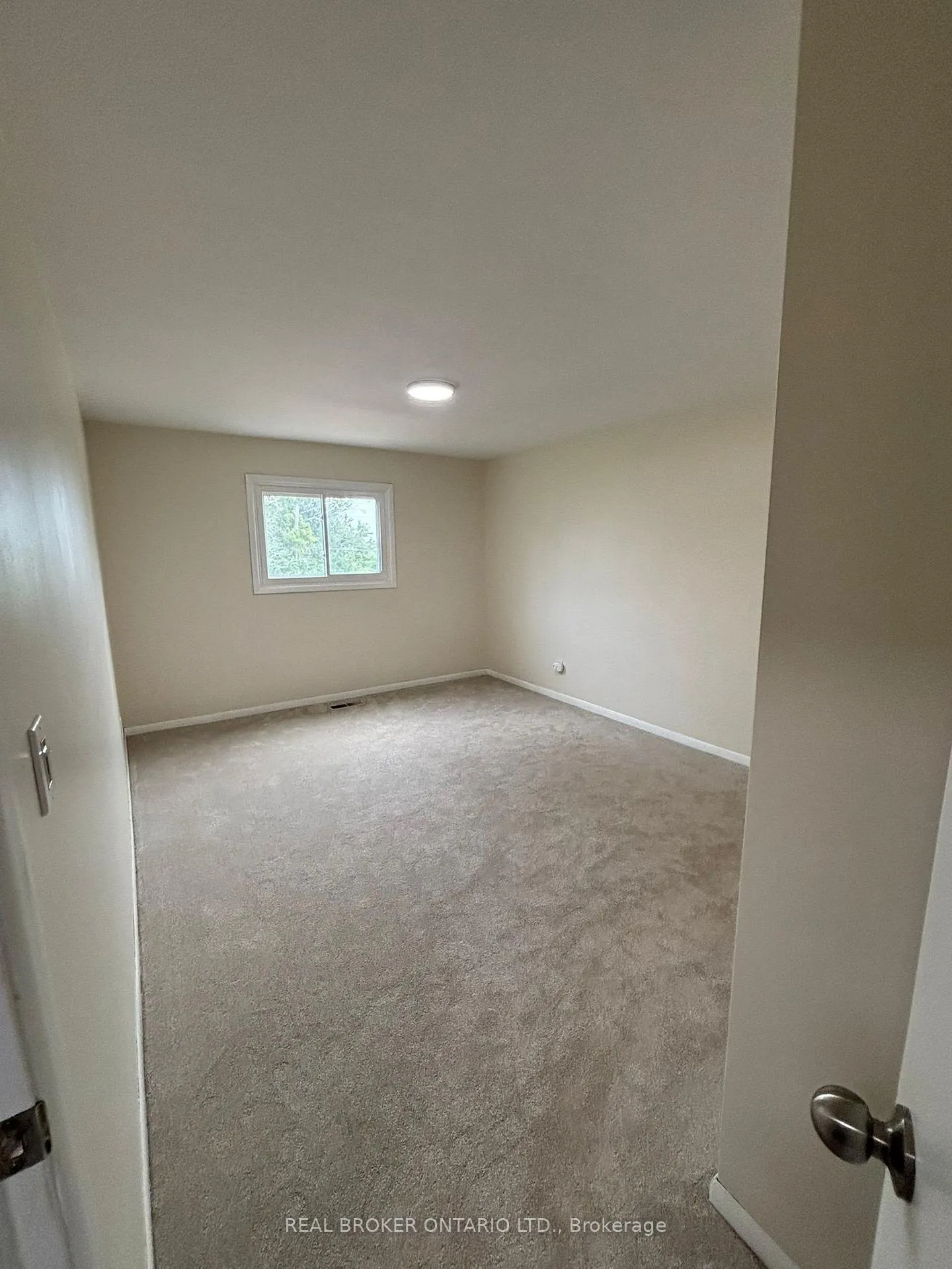 Photo 29 of 312 Old Guelph Road, Hamilton, Pleasant View — HOMEH