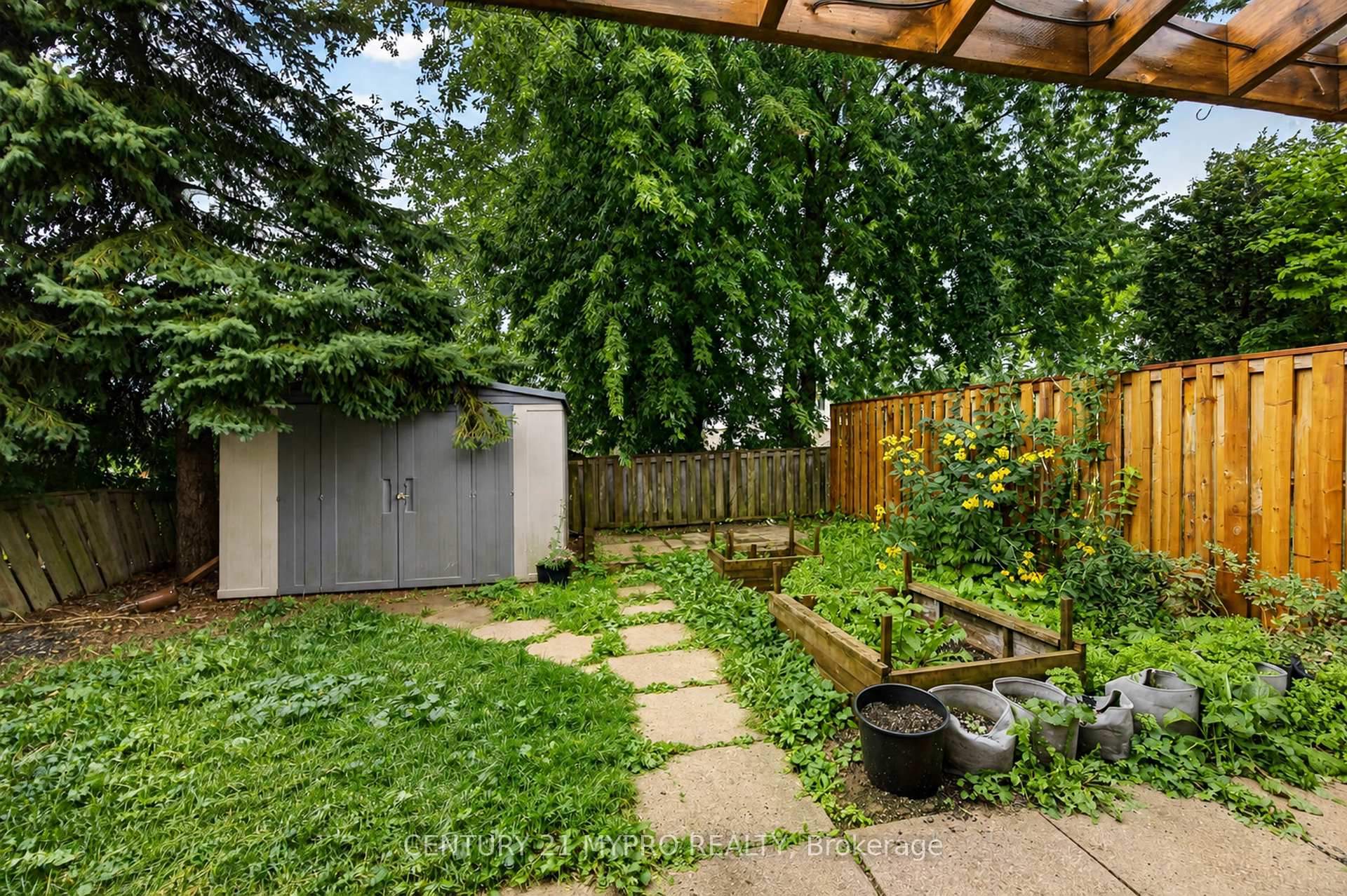 Photo 34 of 2501 Cobbinshaw Circle, Mississauga, Meadowvale — HOMEH