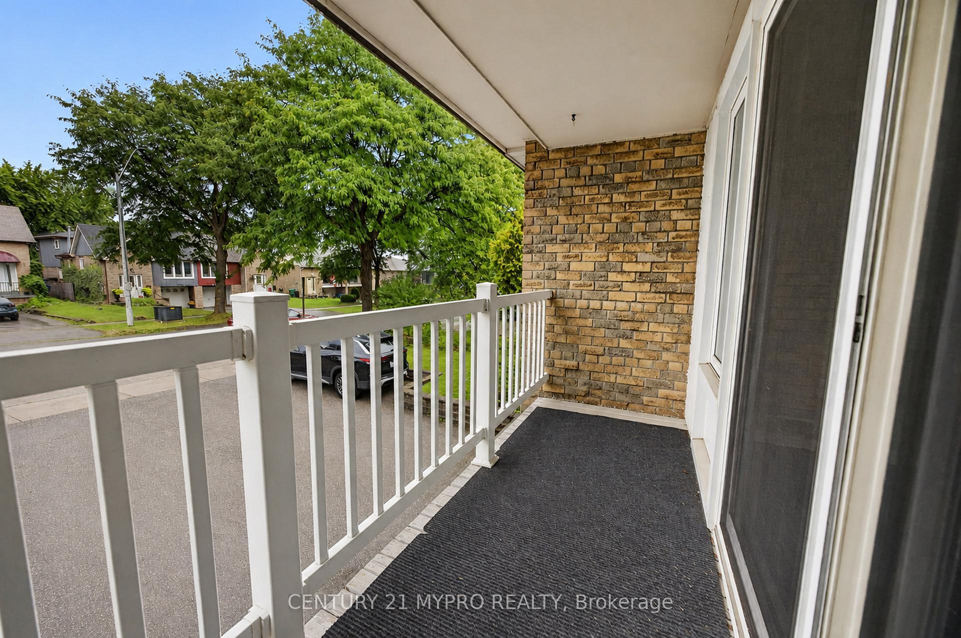 Photo 38 of 2501 Cobbinshaw Circle, Mississauga, Meadowvale — HOMEH