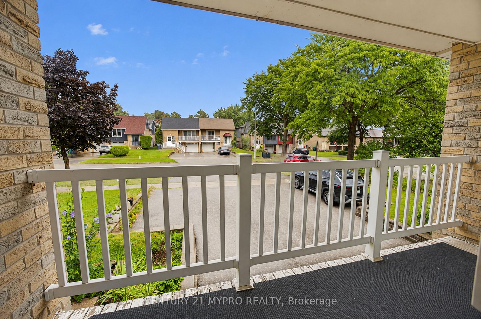 Photo 39 of 2501 Cobbinshaw Circle, Mississauga, Meadowvale — HOMEH