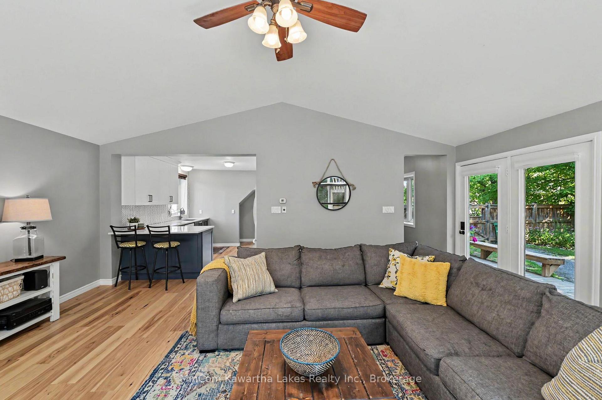 Photo 17 of 337 Euclid Avenue, Peterborough, Ashburnham Ward 4 — HOMEH