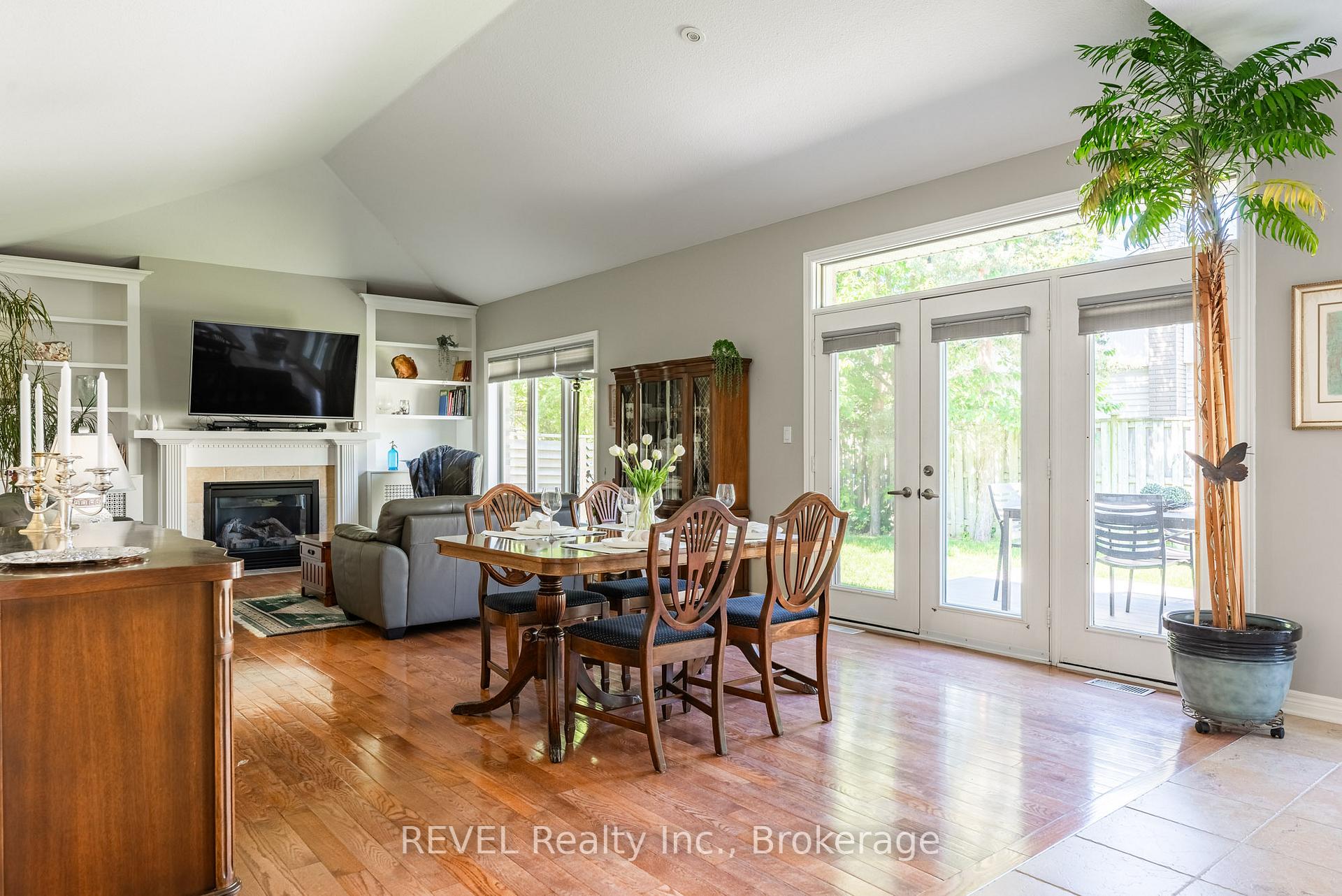 Photo 10 of Unit 1, 139 Glendale Avenue, St. Catharines, Glendale/Glenridge — HOMEH