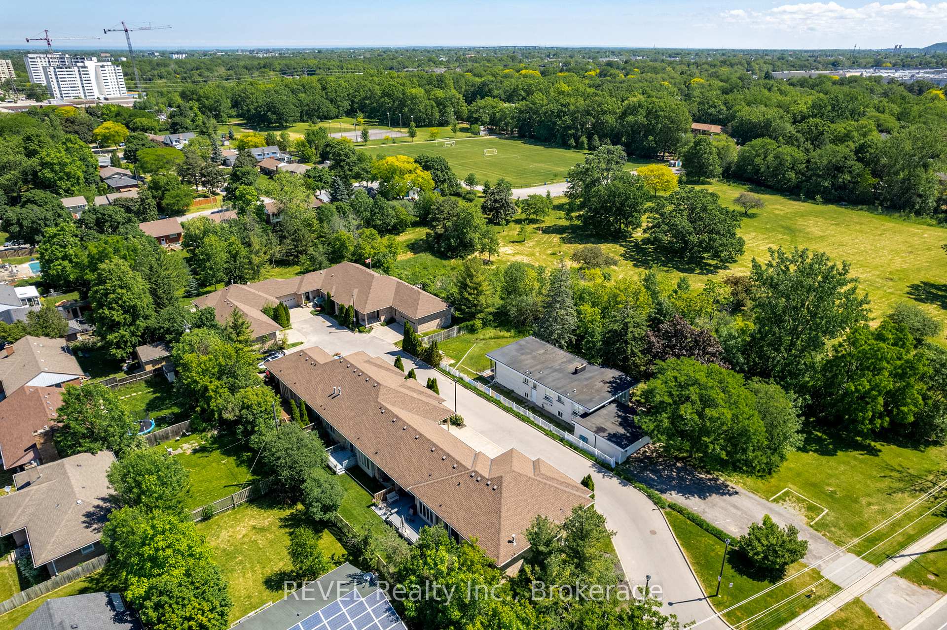 Photo 31 of Unit 1, 139 Glendale Avenue, St. Catharines, Glendale/Glenridge — HOMEH