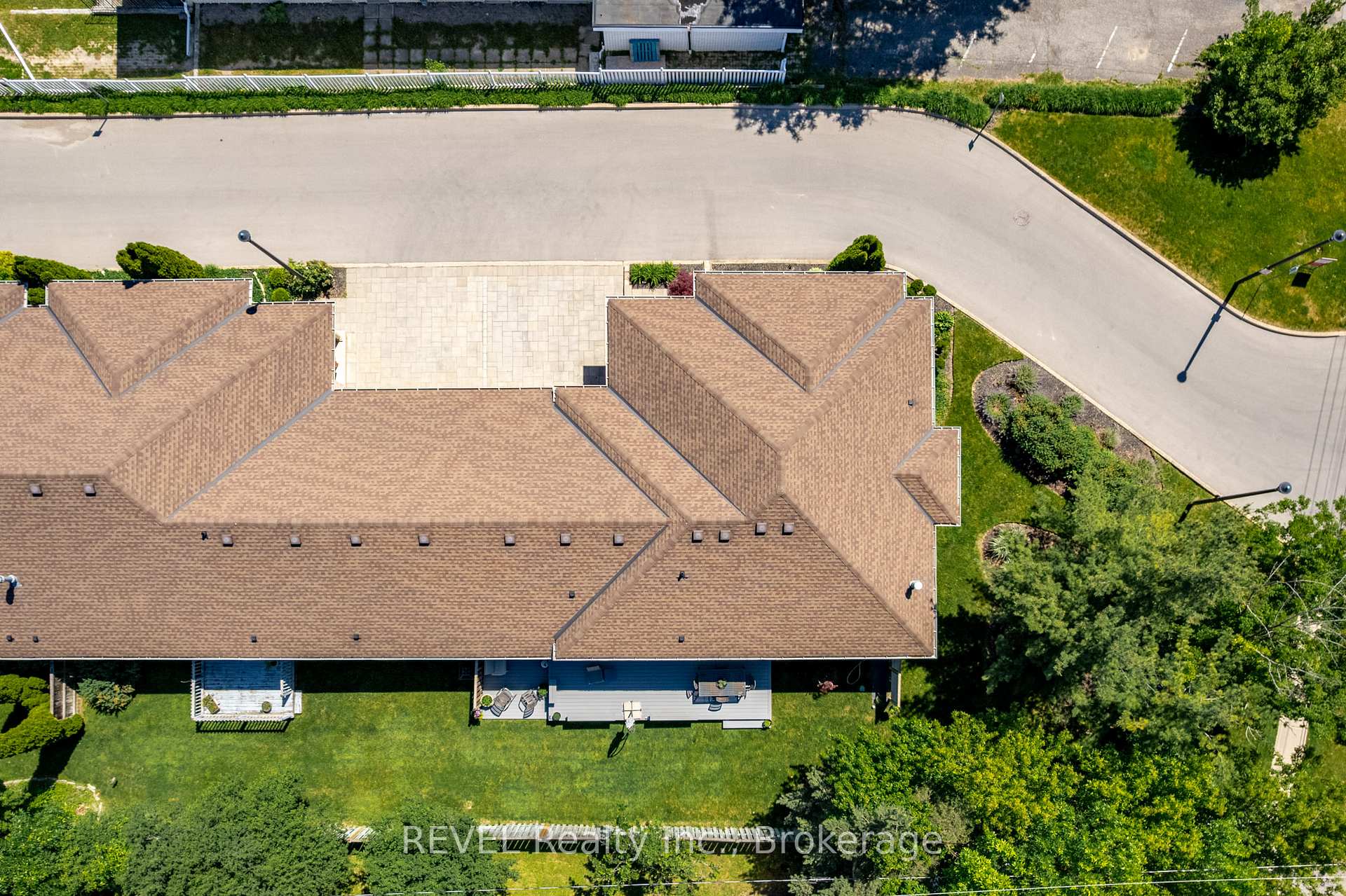 Photo 34 of Unit 1, 139 Glendale Avenue, St. Catharines, Glendale/Glenridge — HOMEH