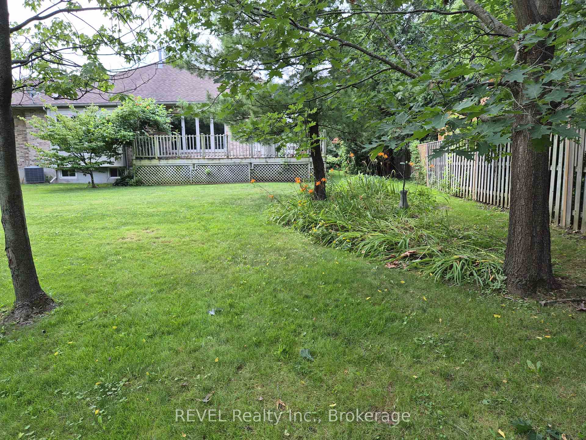 Photo 38 of Unit 1, 139 Glendale Avenue, St. Catharines, Glendale/Glenridge — HOMEH