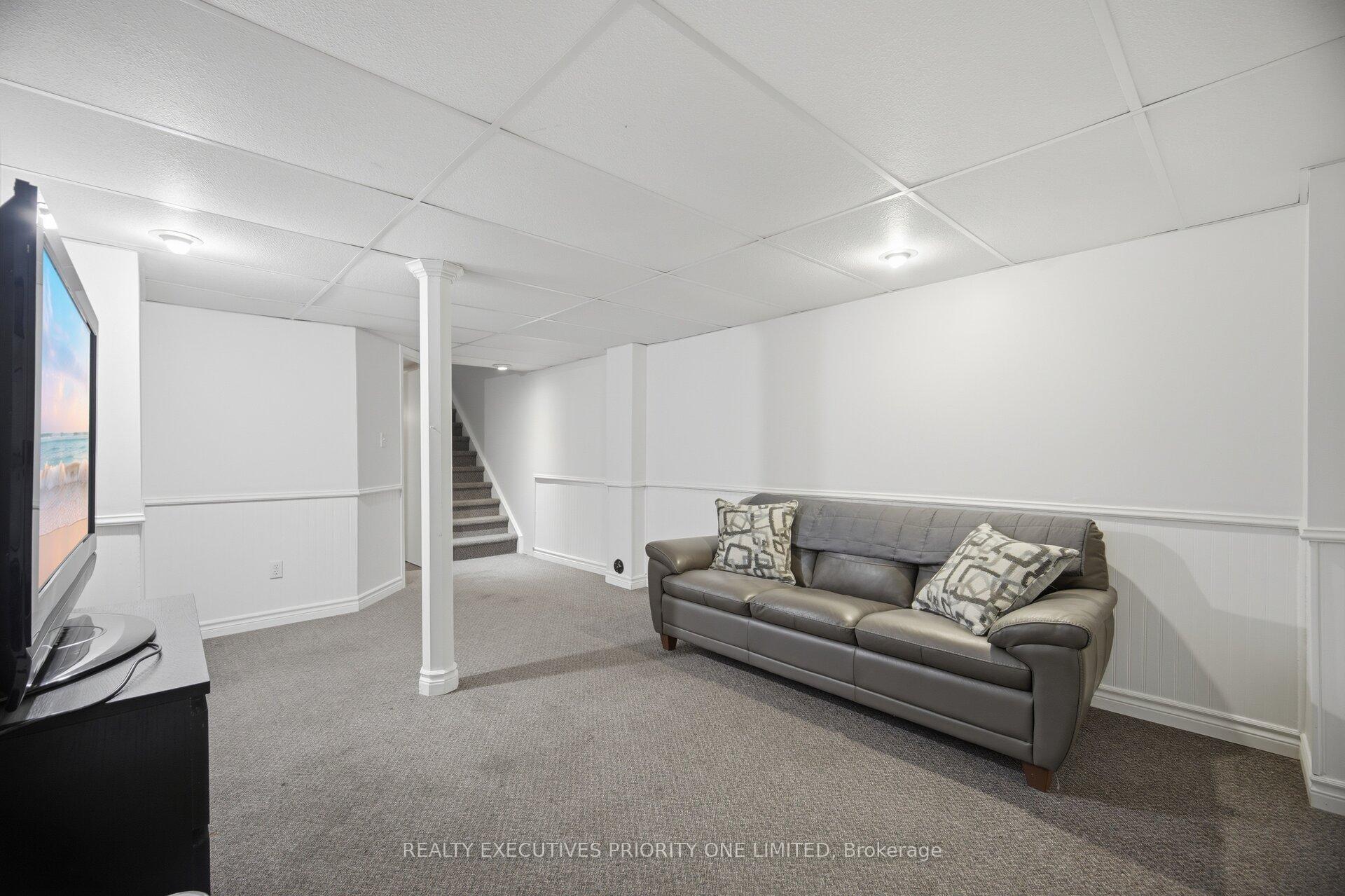 Photo 24 of 24 Archbury Circle, Caledon, Bolton East — HOMEH