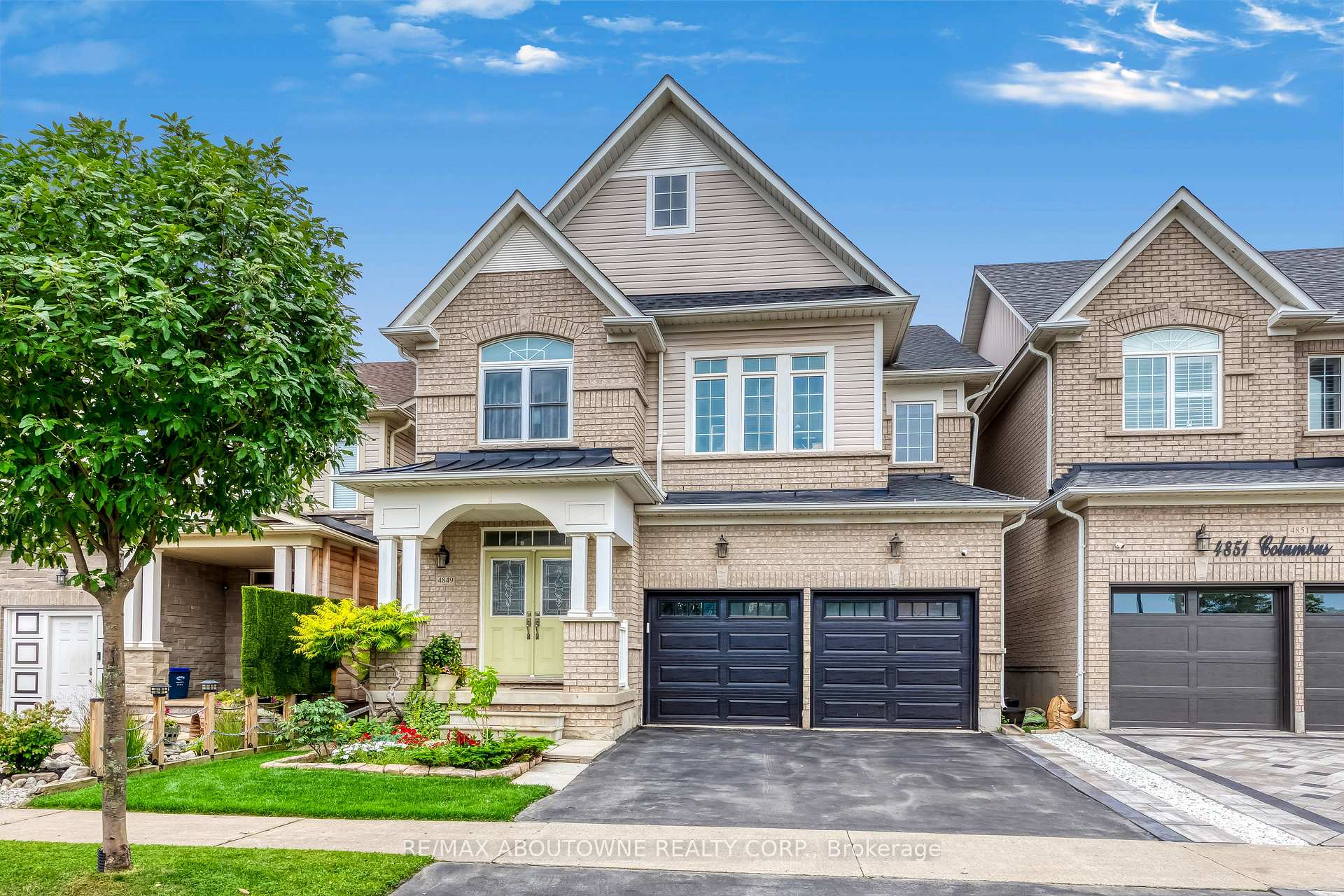 Photo 1 of 4849 Columbus Drive, Burlington, Alton — HOMEH