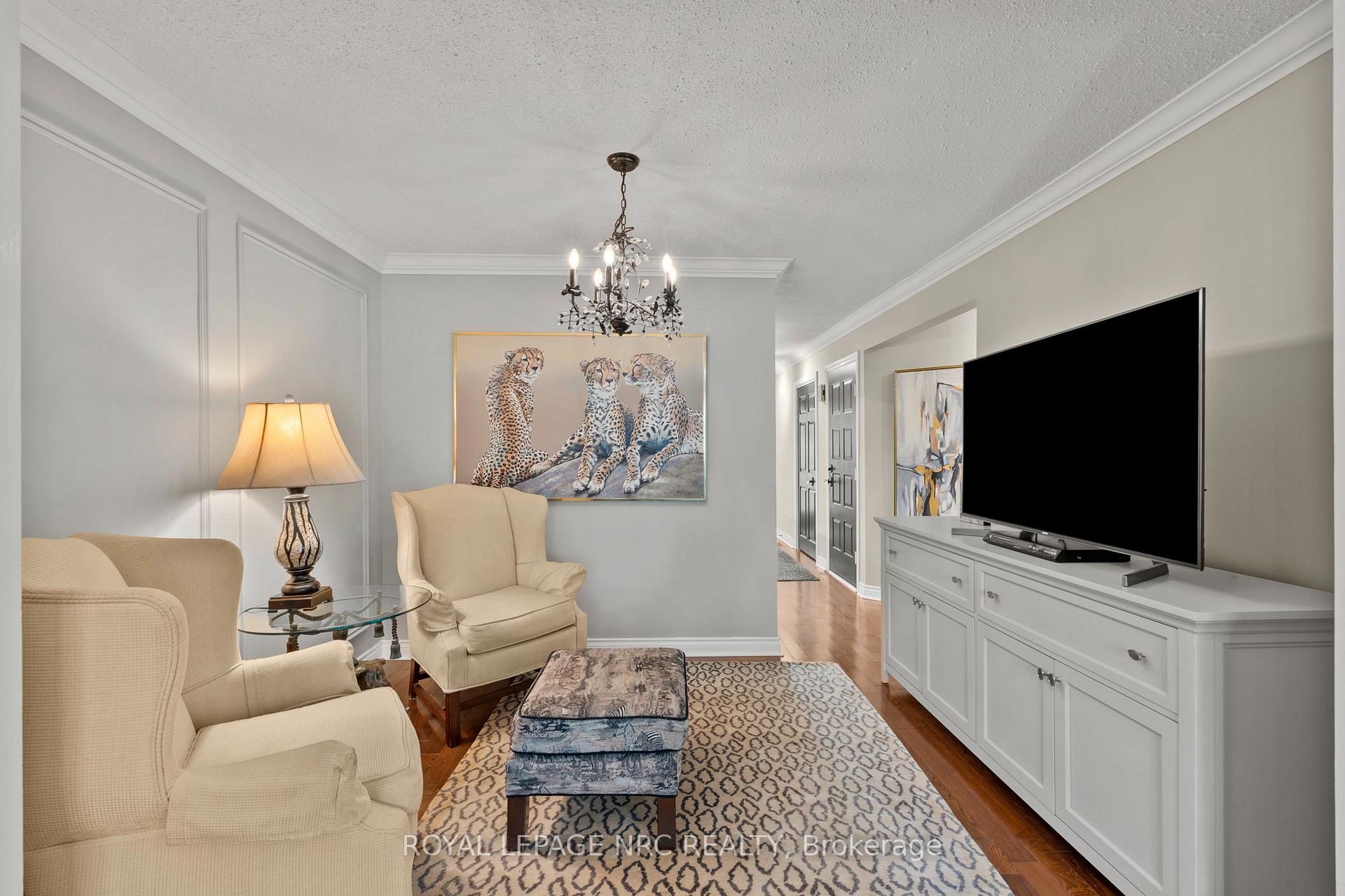 Photo 9 of 275 Pelham Road, St. Catharines, Rykert/Vansickle — HOMEH