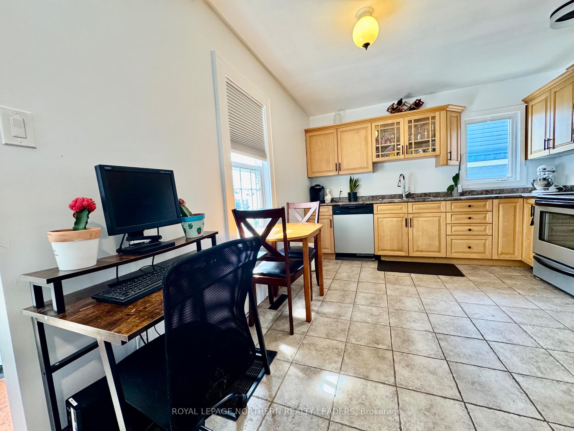Photo 8 of 30 Fern Avenue, Timmins, SP - Main Area — HOMEH
