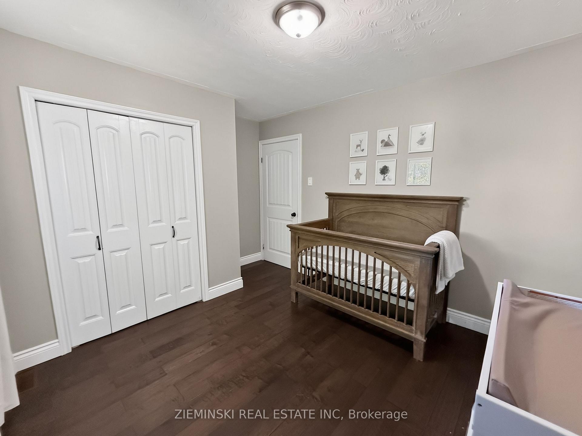 Photo 16 of 403 Young Street, Timmins, Porcupine - West — HOMEH