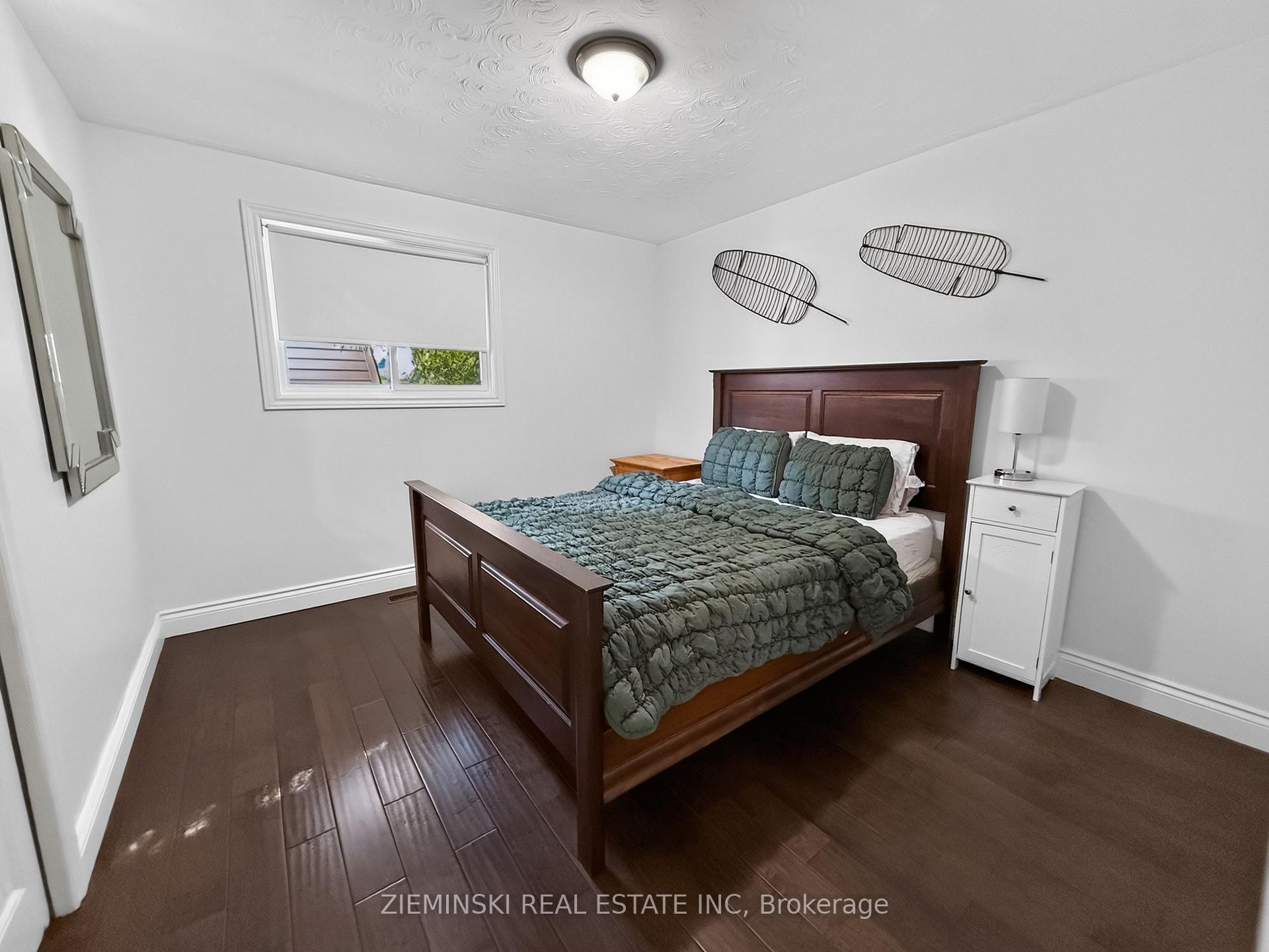 Photo 17 of 403 Young Street, Timmins, Porcupine - West — HOMEH