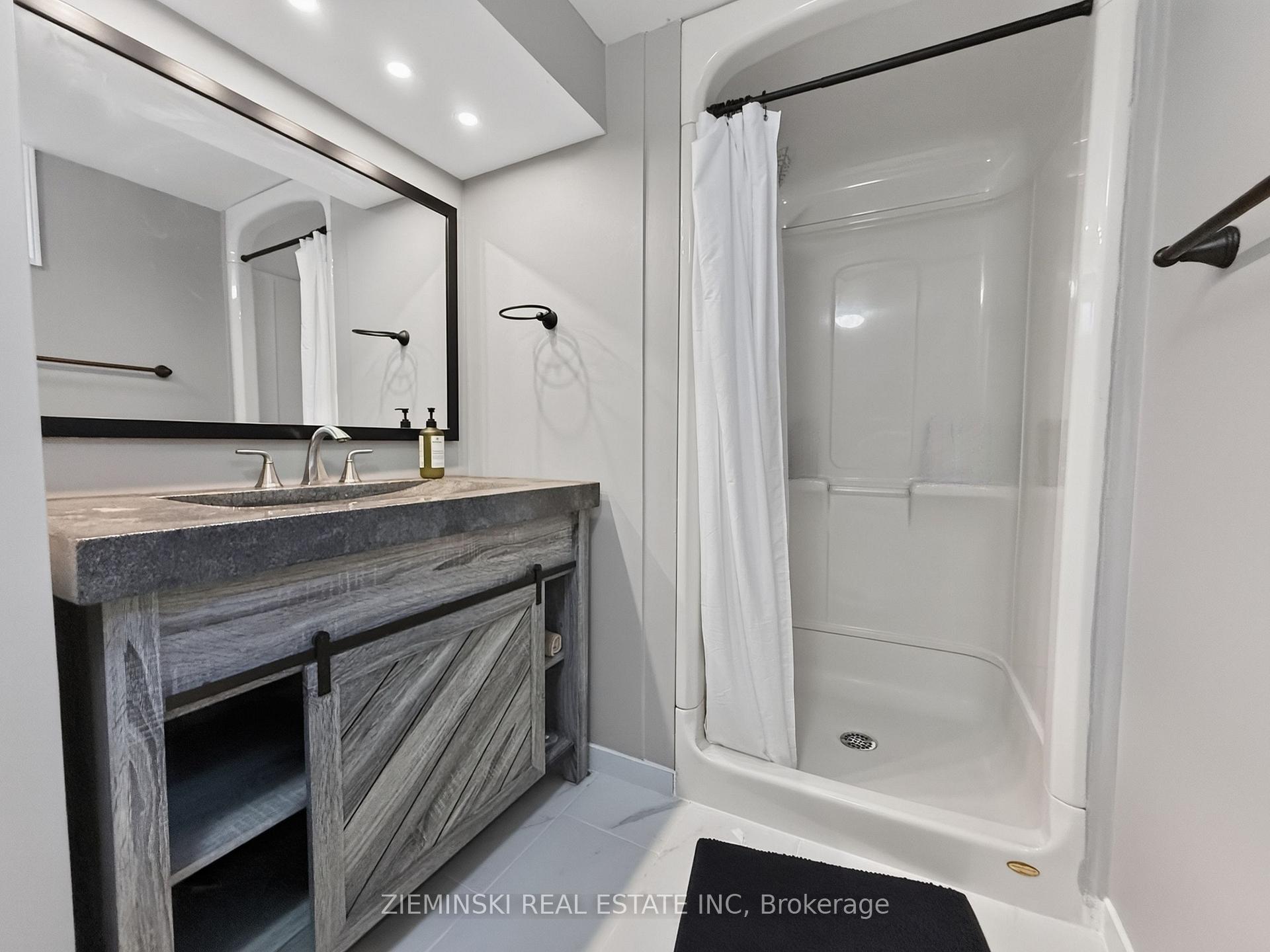 Photo 22 of 403 Young Street, Timmins, Porcupine - West — HOMEH