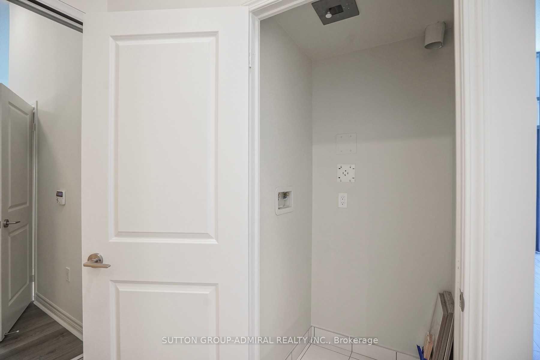 Photo 12 of Unit Th 104, 39 Annie Craig Drive, Etobicoke, Mimico — HOMEH