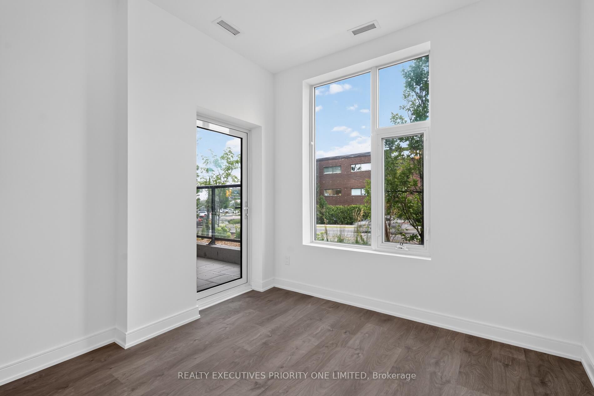 Photo 13 of Unit A103, 705 Davis Drive, Newmarket, Huron Heights-Leslie Valley — HOMEH