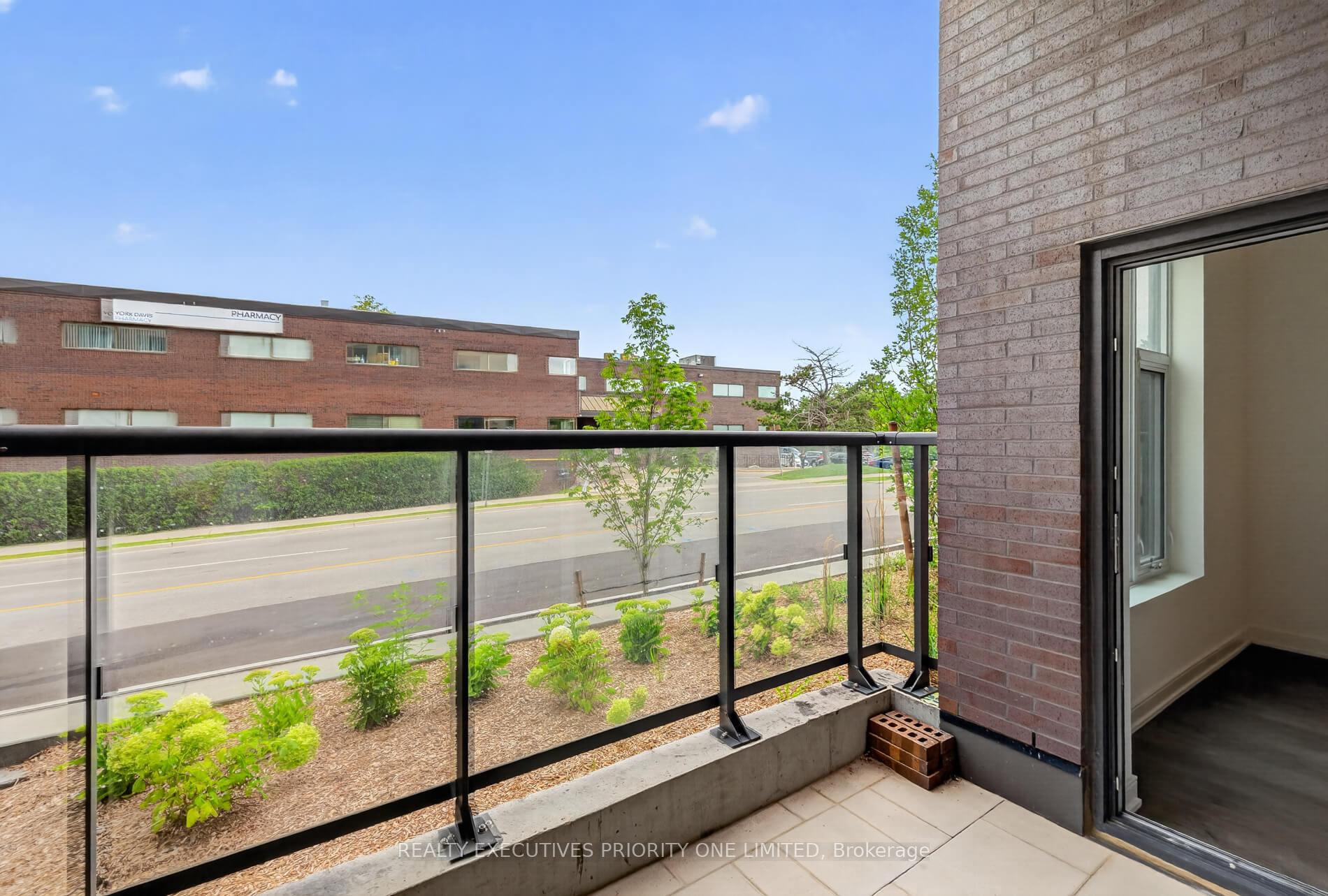 Photo 19 of Unit A103, 705 Davis Drive, Newmarket, Huron Heights-Leslie Valley — HOMEH