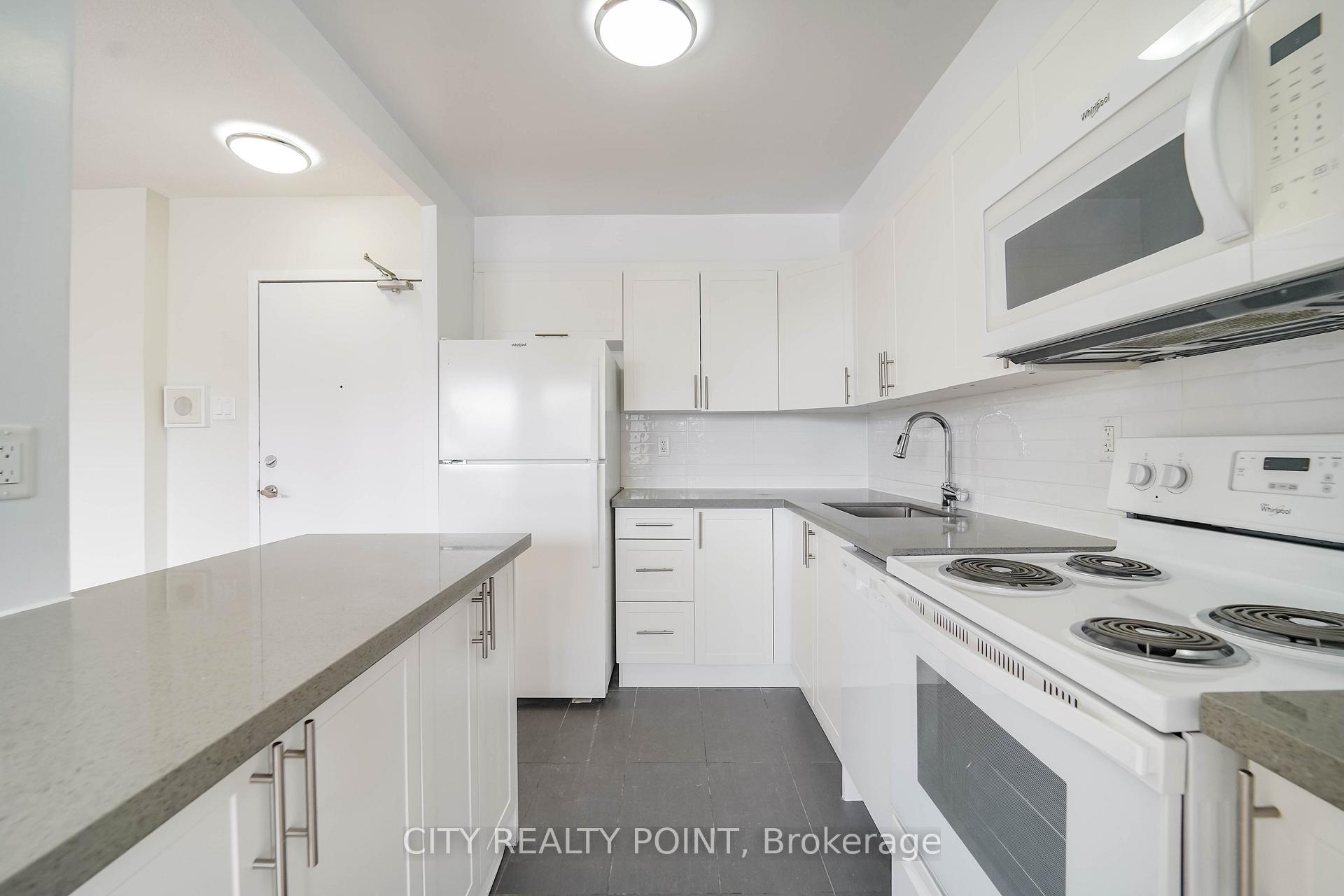 Photo 7 of Unit 2411, 666 Spadina Avenue, Toronto, University — HOMEH