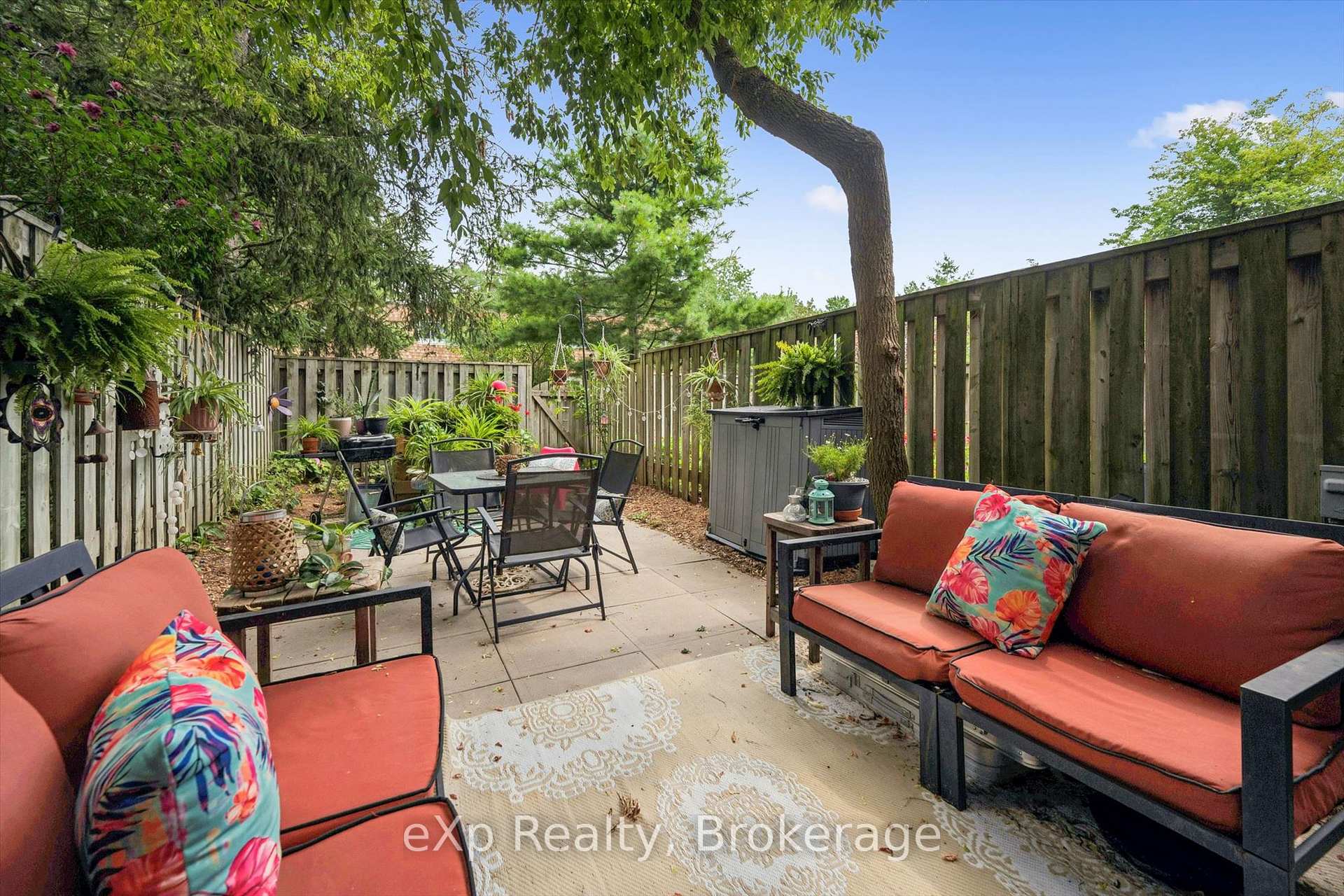 Photo 2 of Unit 16, 383 Edinburgh Road S, Guelph, Dovercliffe Park/Old University — HOMEH
