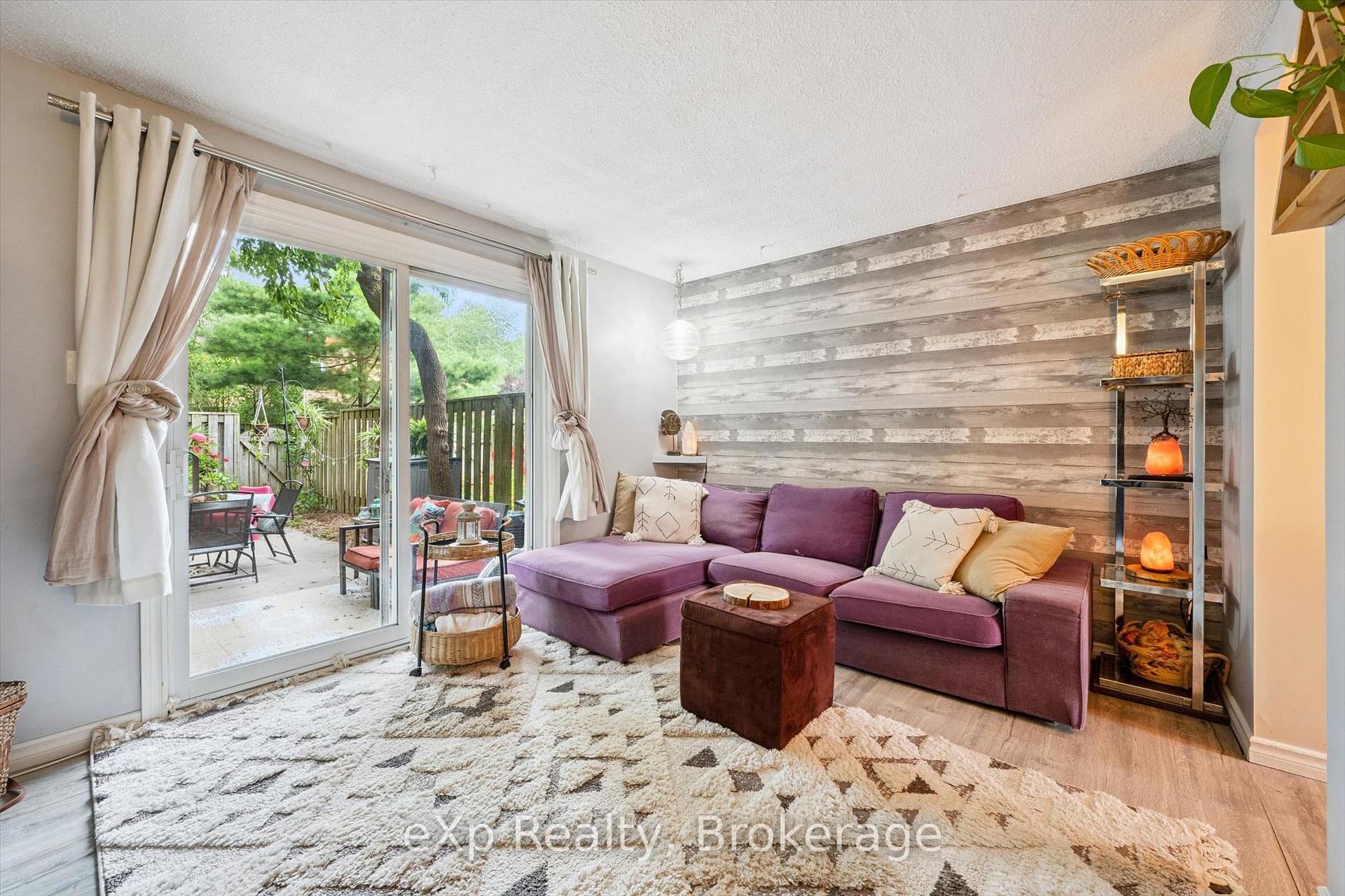 Photo 9 of Unit 16, 383 Edinburgh Road S, Guelph, Dovercliffe Park/Old University — HOMEH