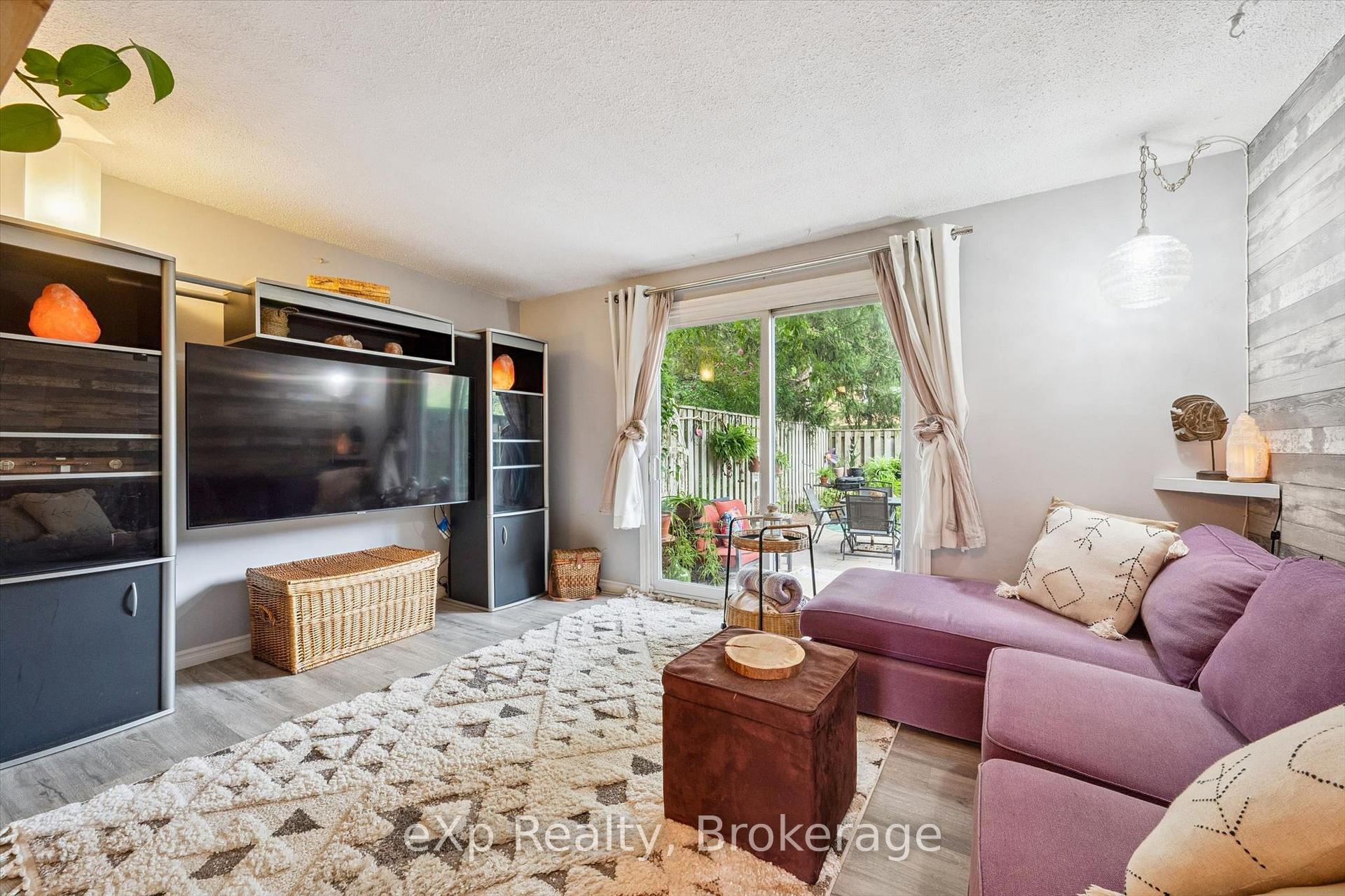 Photo 8 of Unit 16, 383 Edinburgh Road S, Guelph, Dovercliffe Park/Old University — HOMEH
