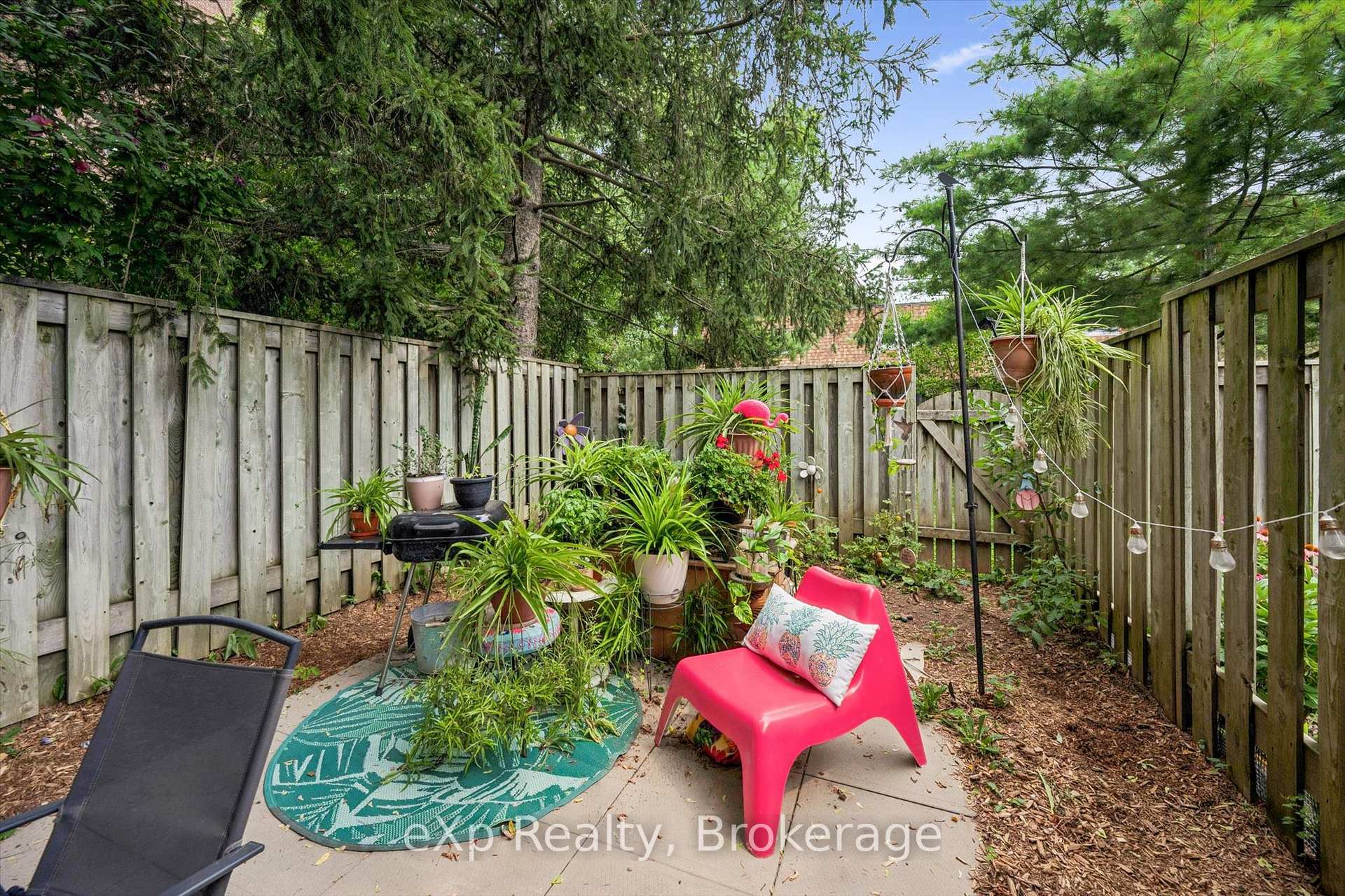Photo 27 of Unit 16, 383 Edinburgh Road S, Guelph, Dovercliffe Park/Old University — HOMEH