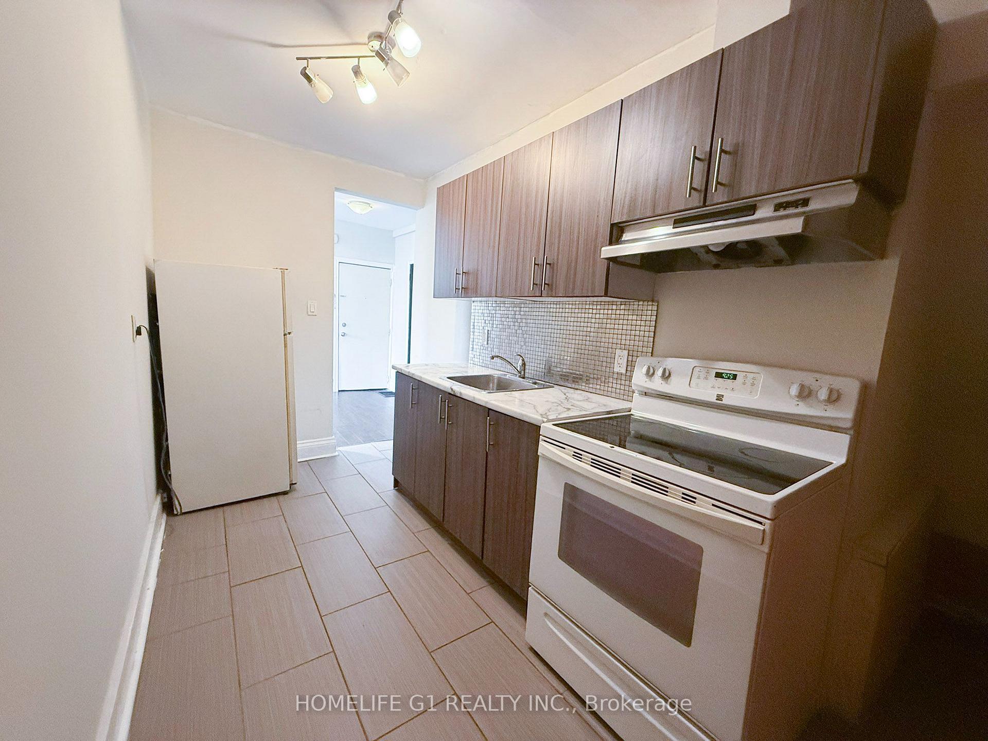 Photo 9 of Unit 2, 288 Hunter Street W, Hamilton, Kirkendall — HOMEH