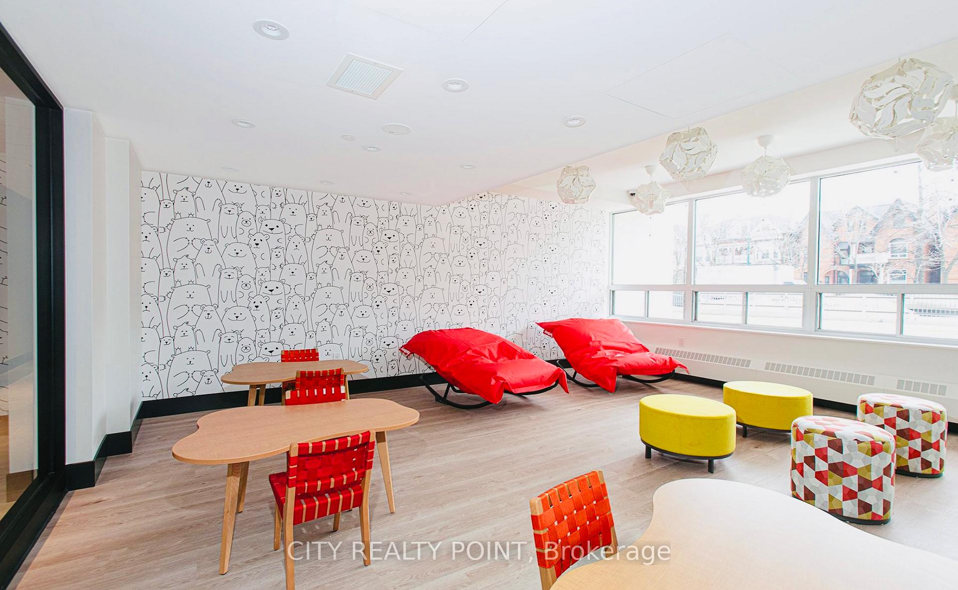 Photo 13 of Unit 2512, 666 Spadina Avenue, Toronto, University — HOMEH