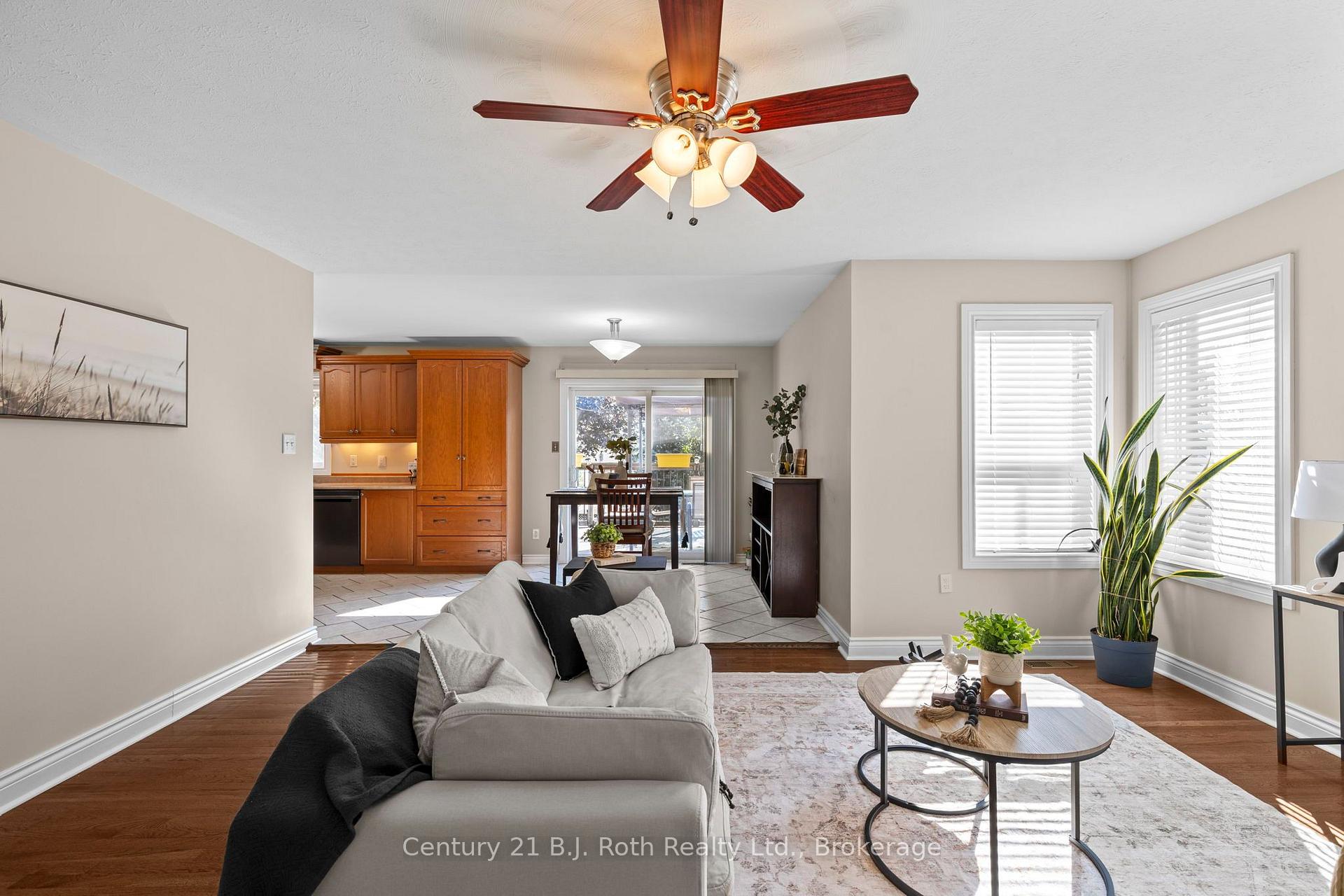 Photo 13 of 33 Vanessa Drive, Orillia — HOMEH