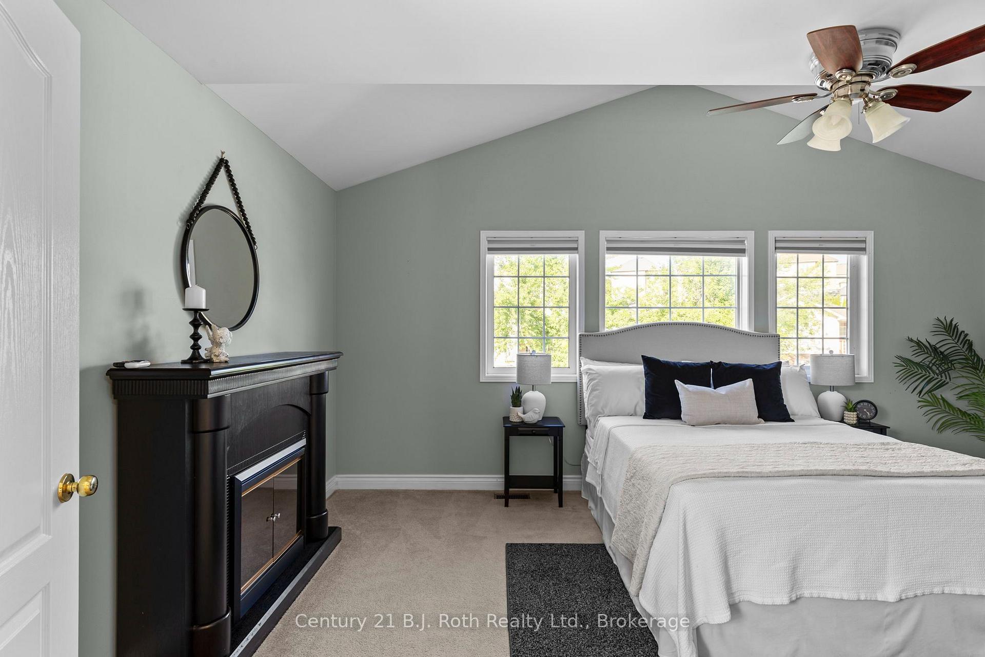 Photo 18 of 33 Vanessa Drive, Orillia — HOMEH
