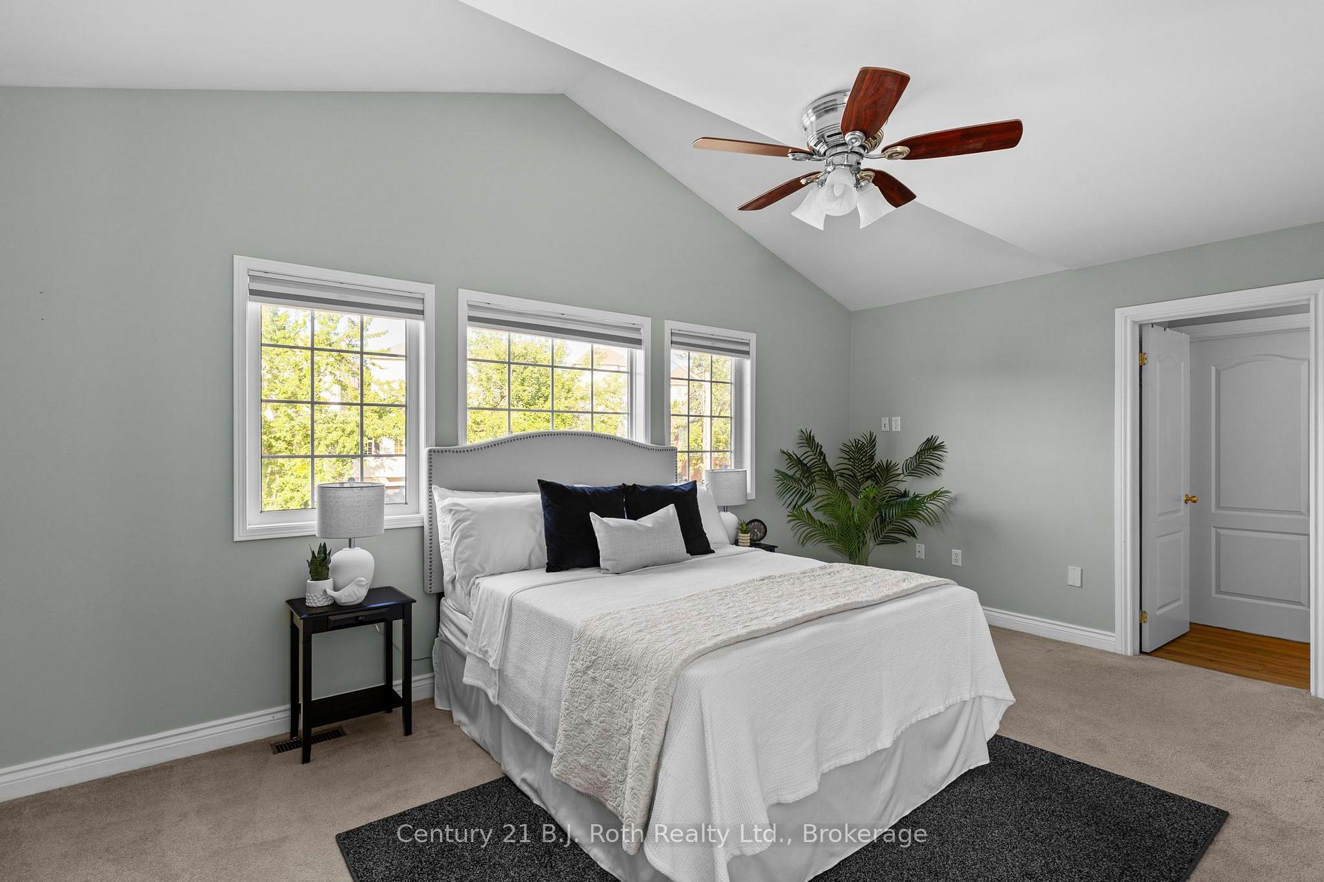Photo 19 of 33 Vanessa Drive, Orillia — HOMEH