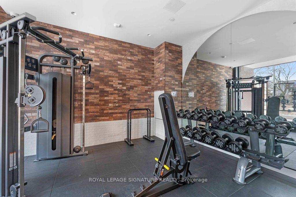 Photo 7 of Unit 703, 5 Lakeview Avenue, Toronto, Trinity-Bellwoods — HOMEH