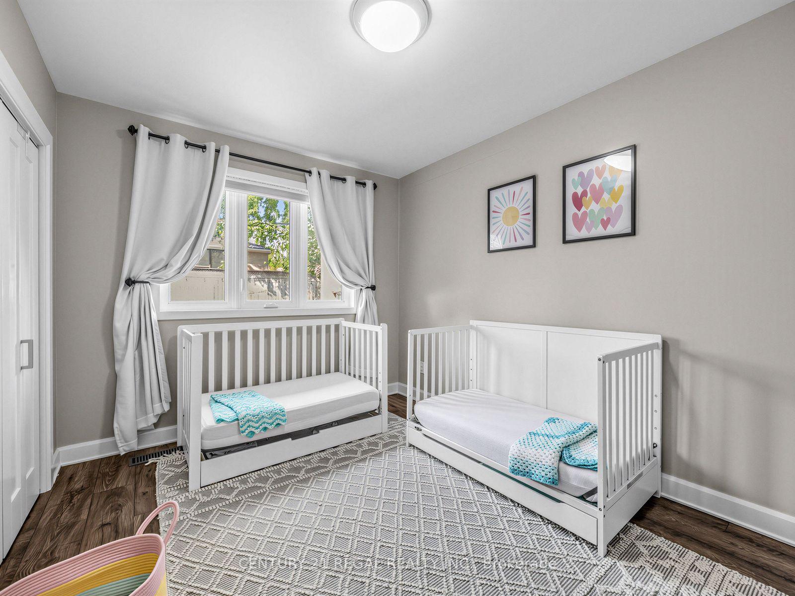 Photo 22 of 281 Thistle Down Boulevard, Etobicoke, Thistletown-Beaumonde Heights — HOMEH
