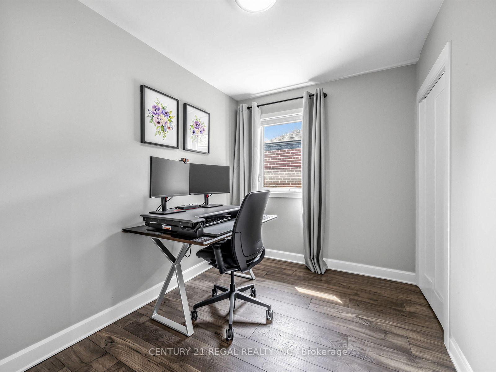 Photo 23 of 281 Thistle Down Boulevard, Etobicoke, Thistletown-Beaumonde Heights — HOMEH