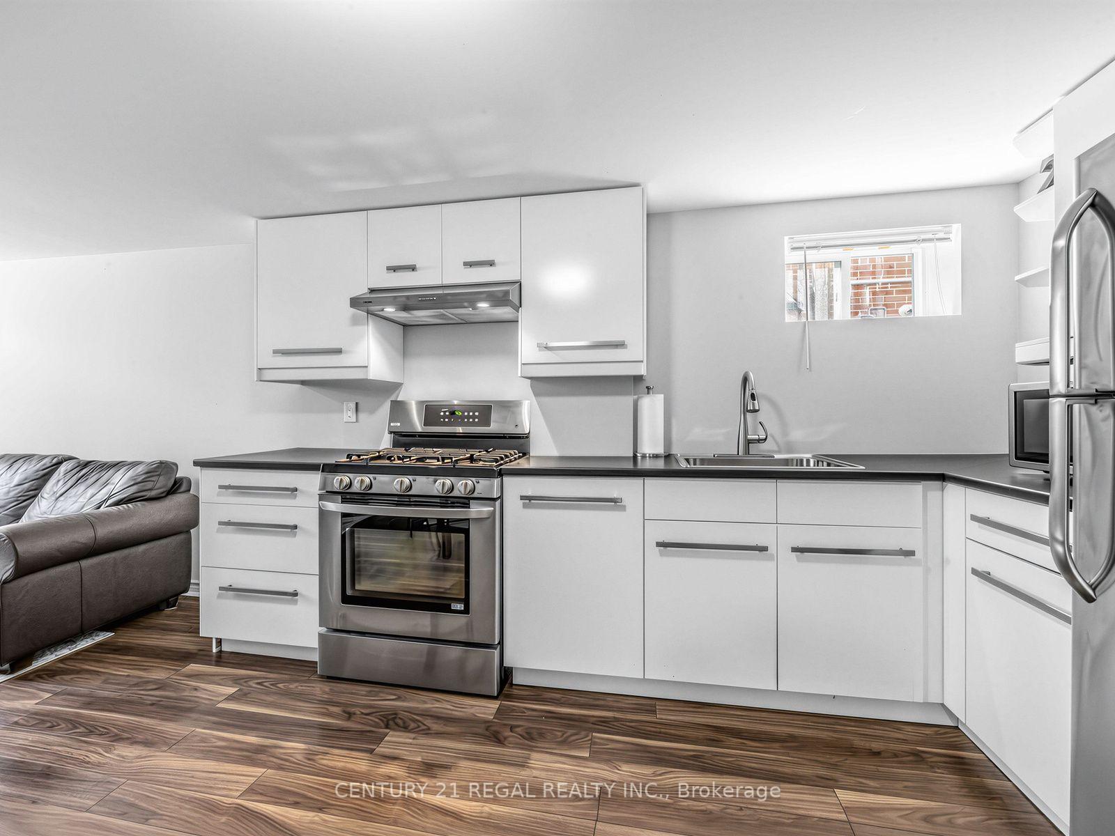 Photo 29 of 281 Thistle Down Boulevard, Etobicoke, Thistletown-Beaumonde Heights — HOMEH