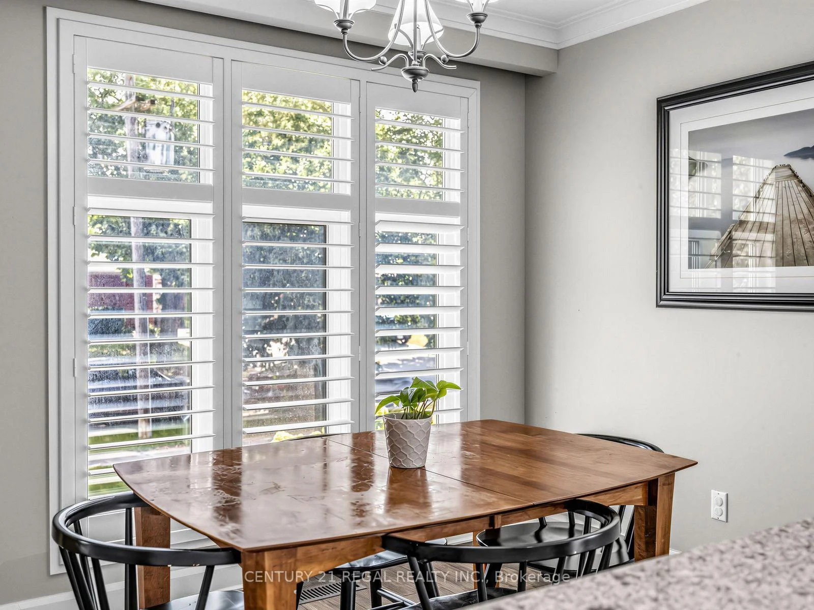 Photo 12 of 281 Thistle Down Boulevard, Etobicoke, Thistletown-Beaumonde Heights — HOMEH