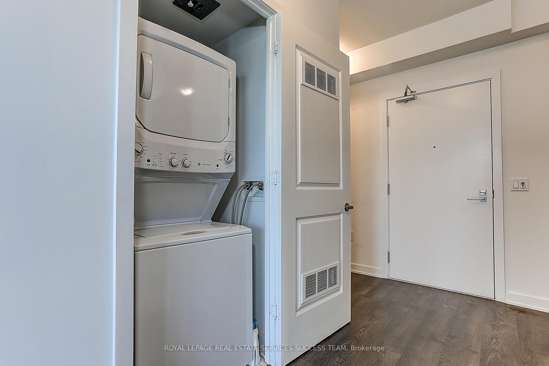 Photo 4 of Unit 1203, 4699 Glen Erin Drive, Mississauga, Central Erin Mills — HOMEH