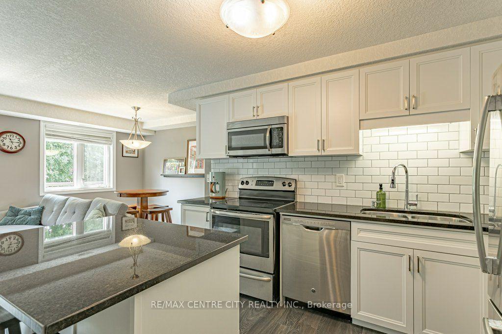 Photo 5 of Unit D, 243 Rachel Crescent, Kitchener, Trussler — HOMEH