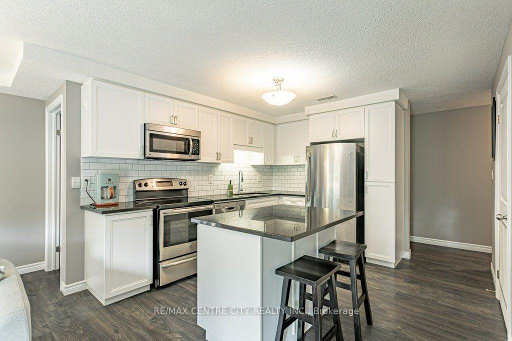 Photo 11 of Unit D, 243 Rachel Crescent, Kitchener, Trussler — HOMEH