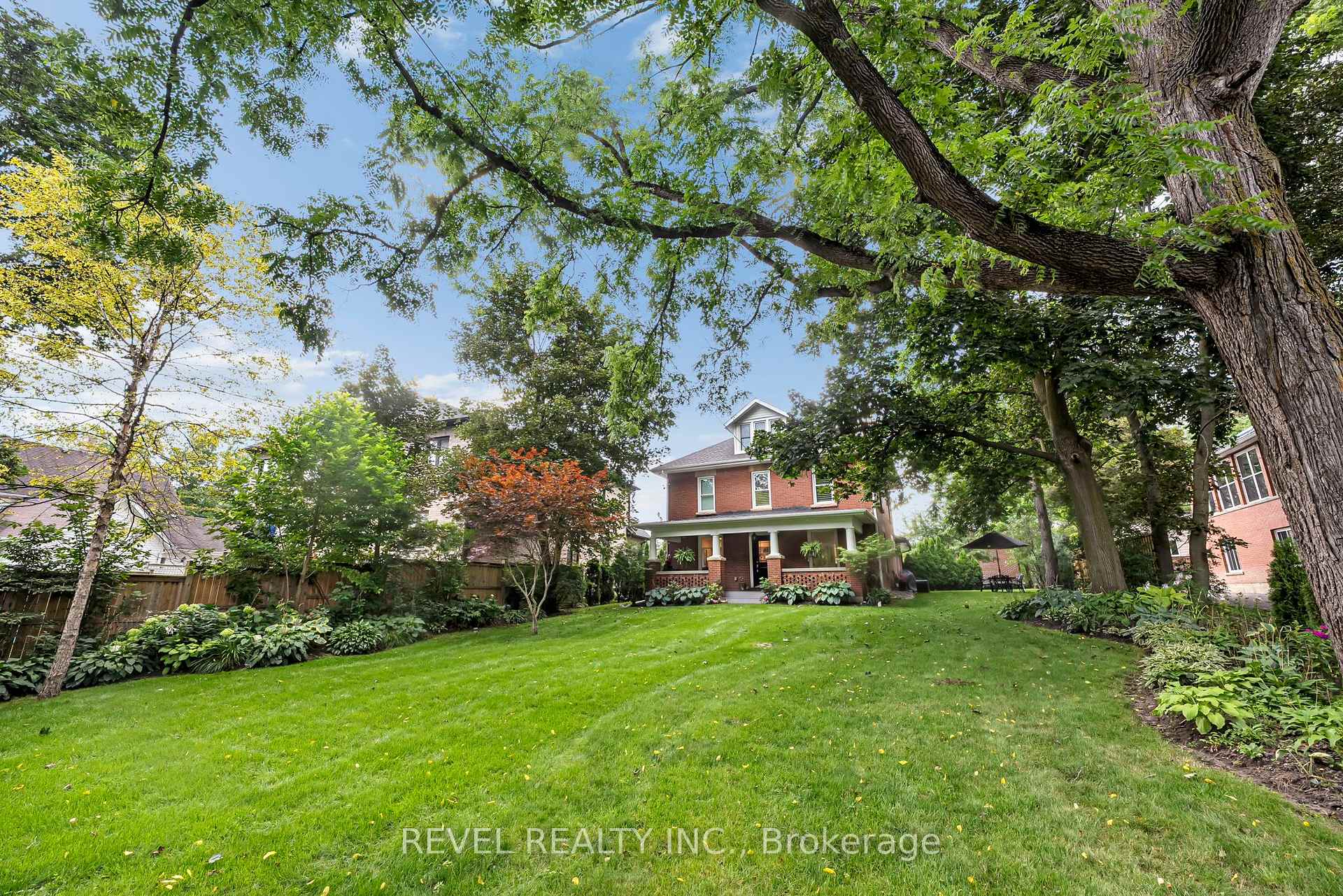 Photo 24 of 99 Colston Avenue, Whitby, Brooklin — HOMEH
