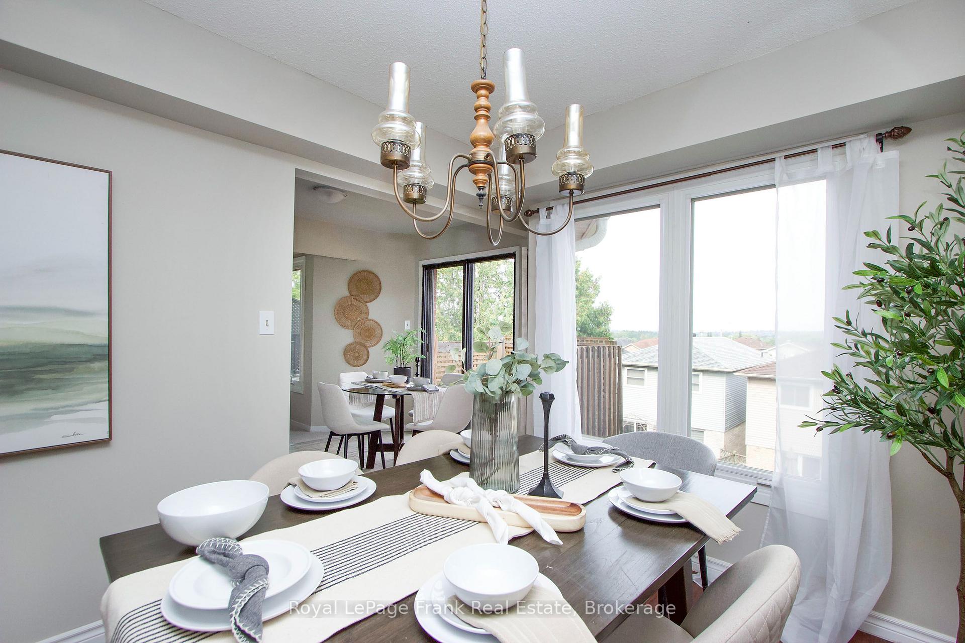 Photo 11 of 2131 Theoden Court, Pickering, Brock Ridge — HOMEH