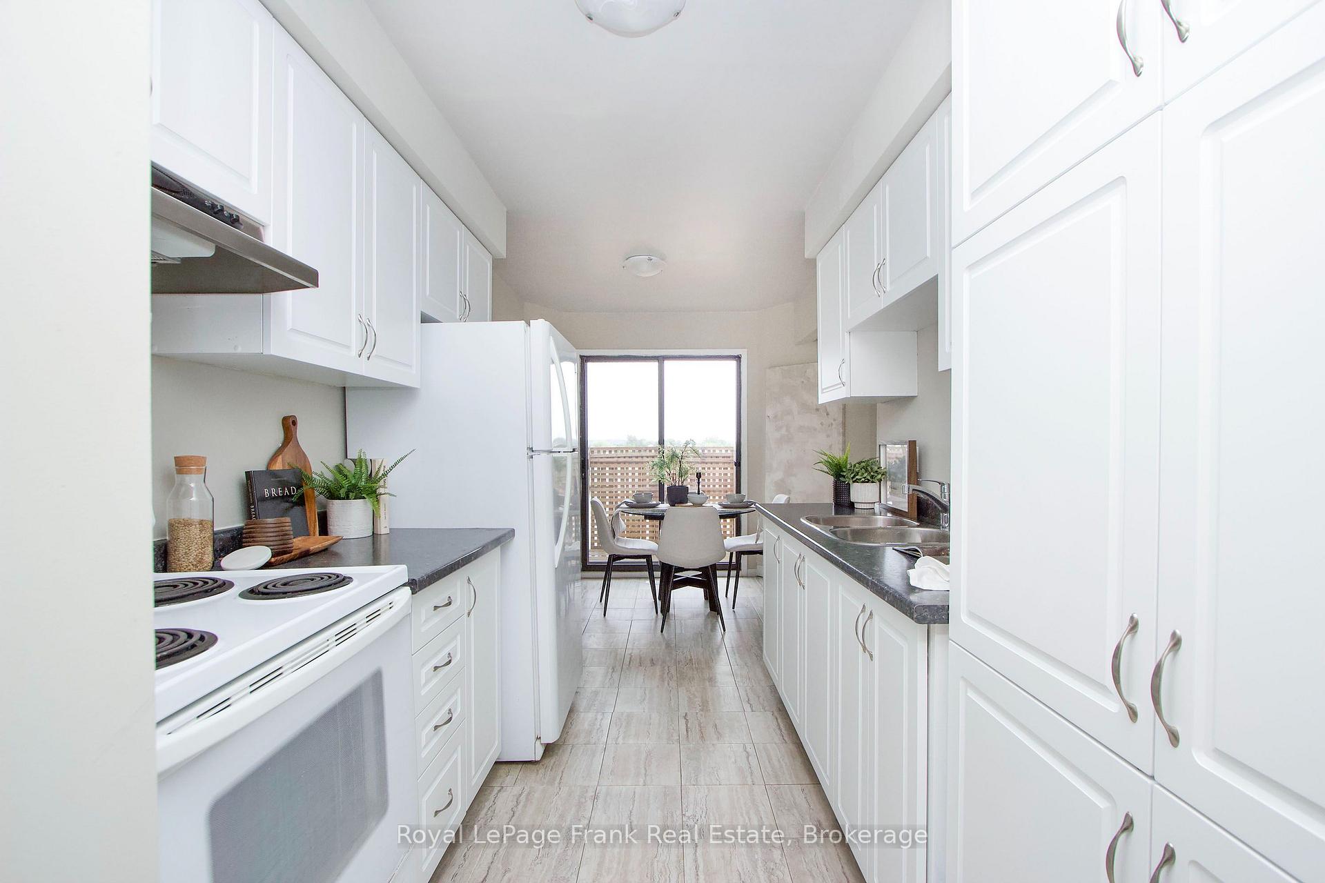 Photo 14 of 2131 Theoden Court, Pickering, Brock Ridge — HOMEH