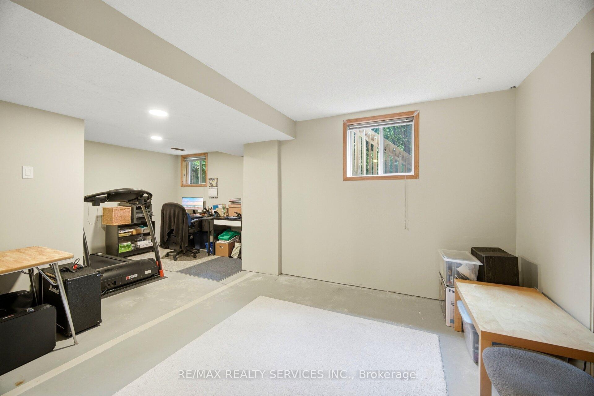 Photo 32 of 38 Furrows End, Brampton, Heart Lake West — HOMEH
